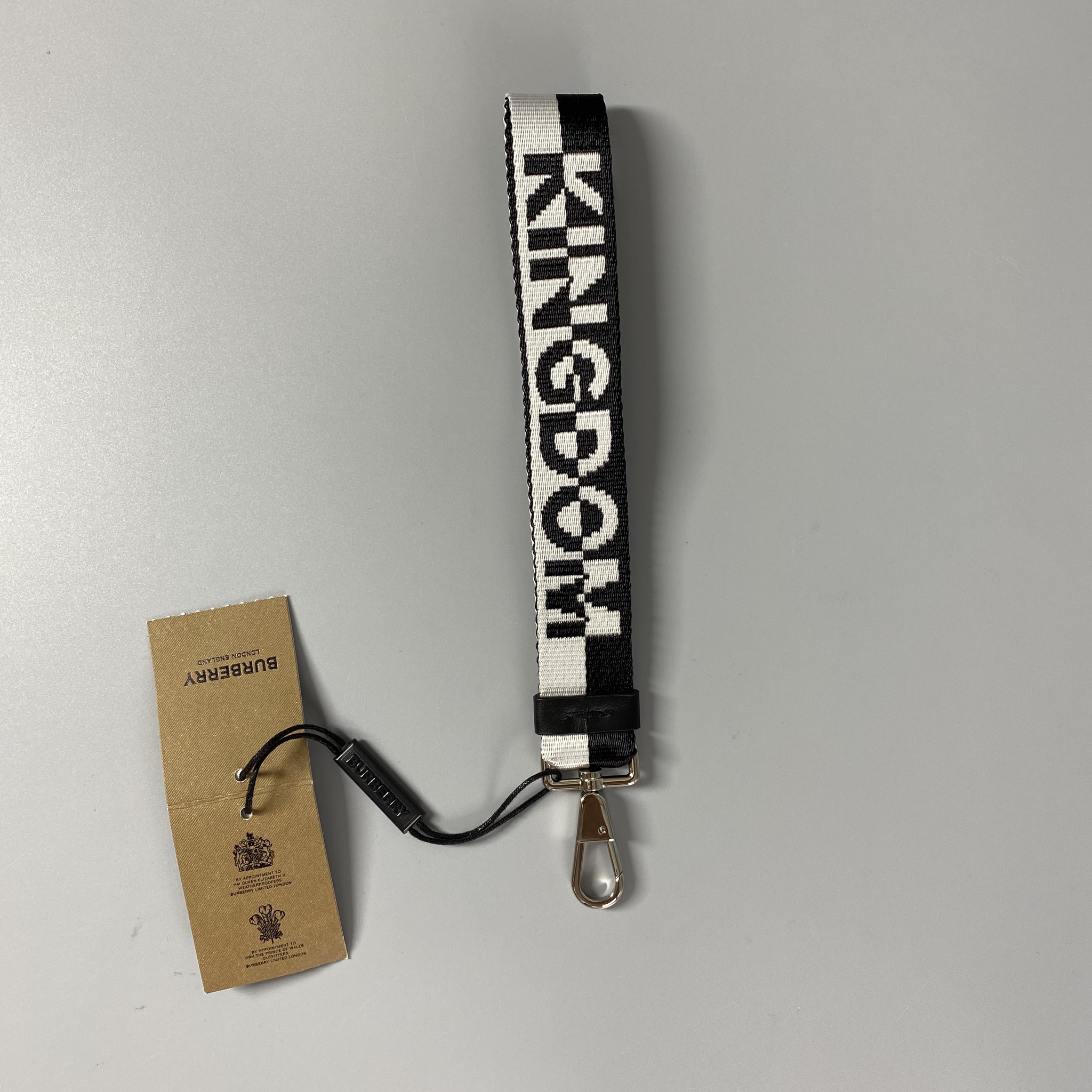 BURBERRY 8025490 BLACK