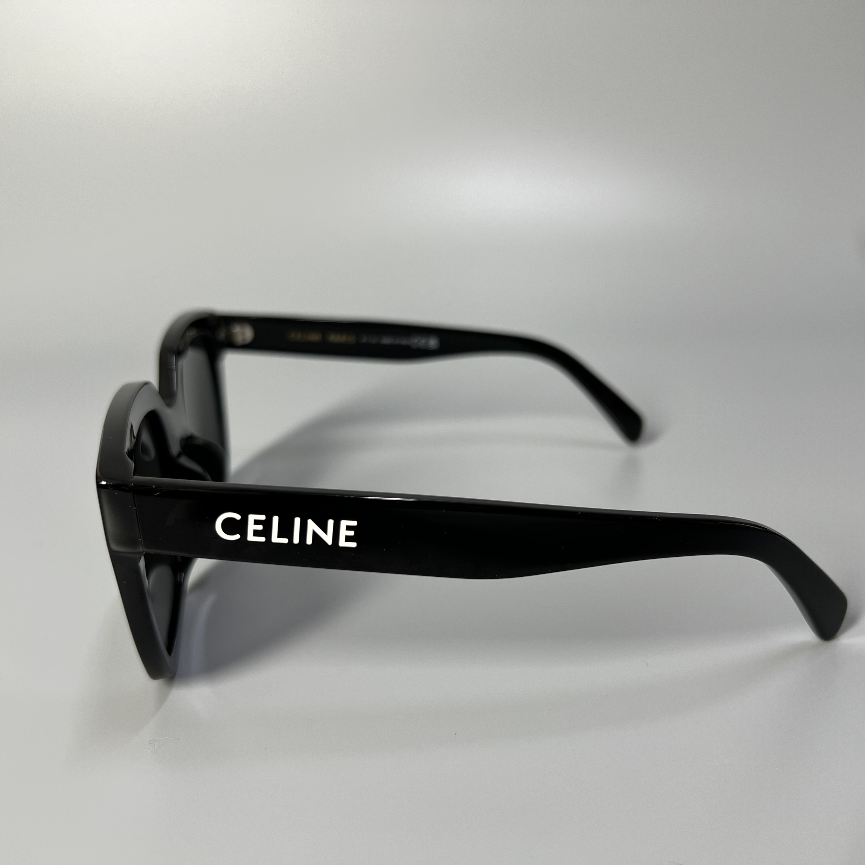 CELINE CL40198F 5601A