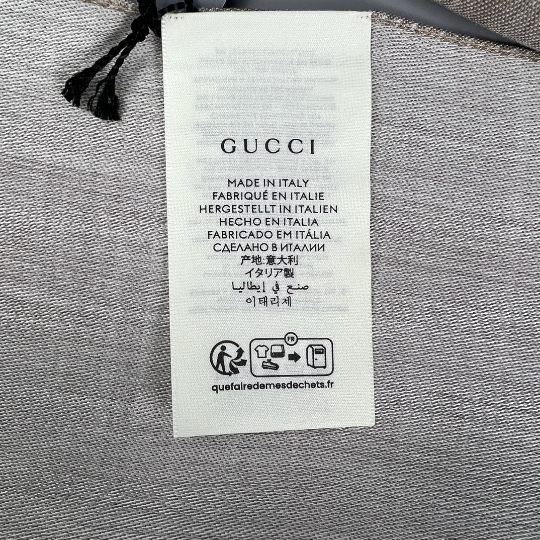 GUCCI 165904 3G646 9500