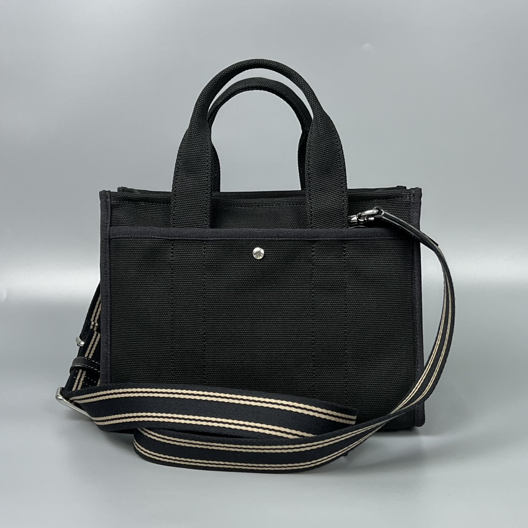 COACH CP164 LHBLK