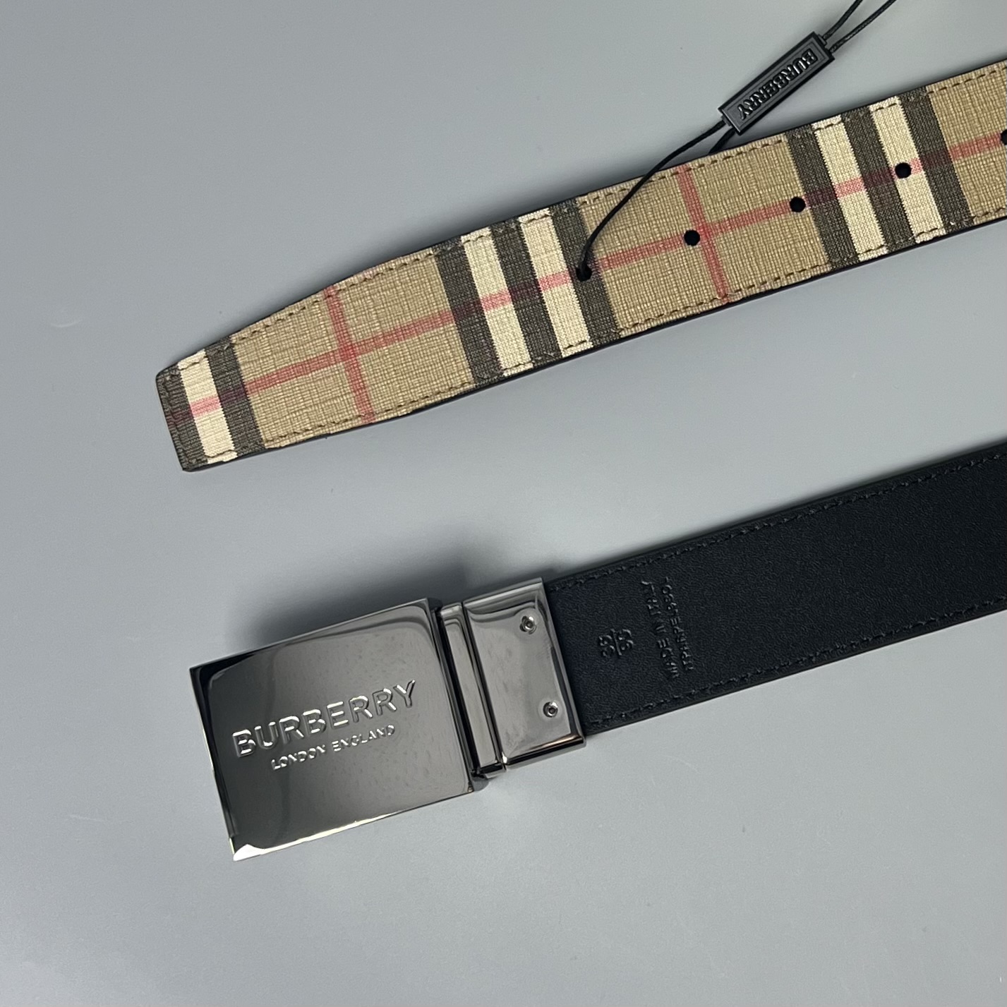 BURBERRY 8052783 # 