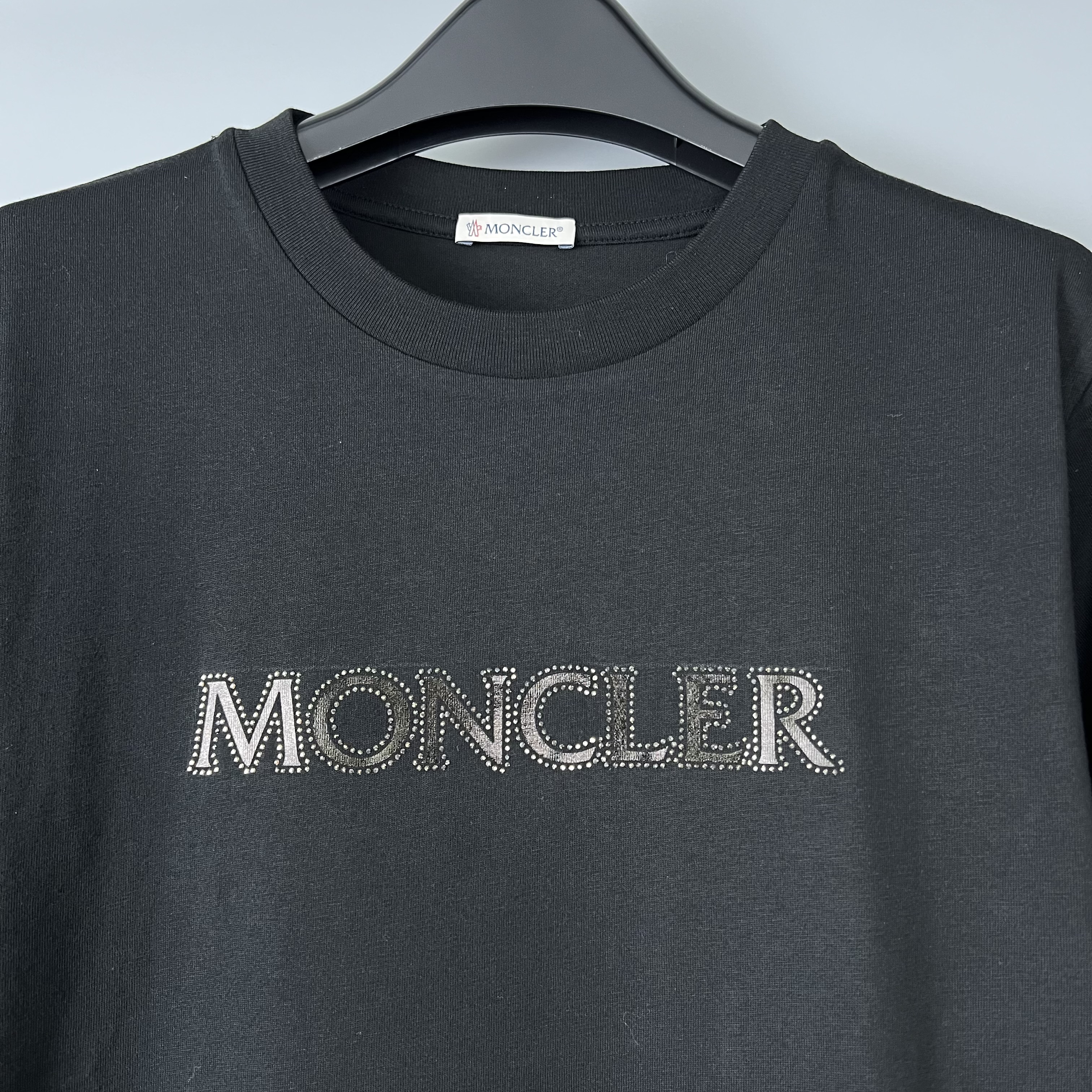 MONCLER 8C00021 89AIJ 999