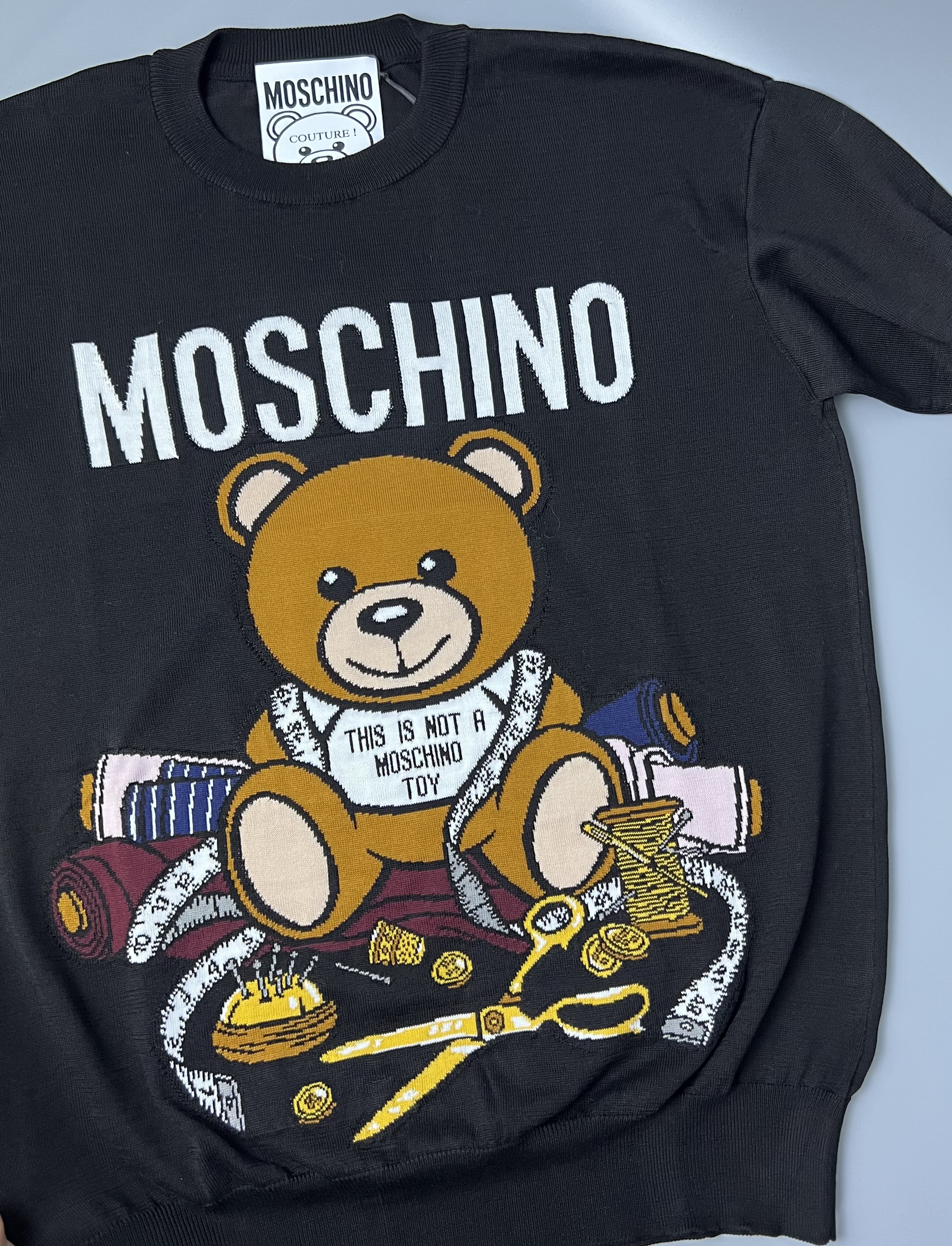 Moschino ET0921 5505 1555