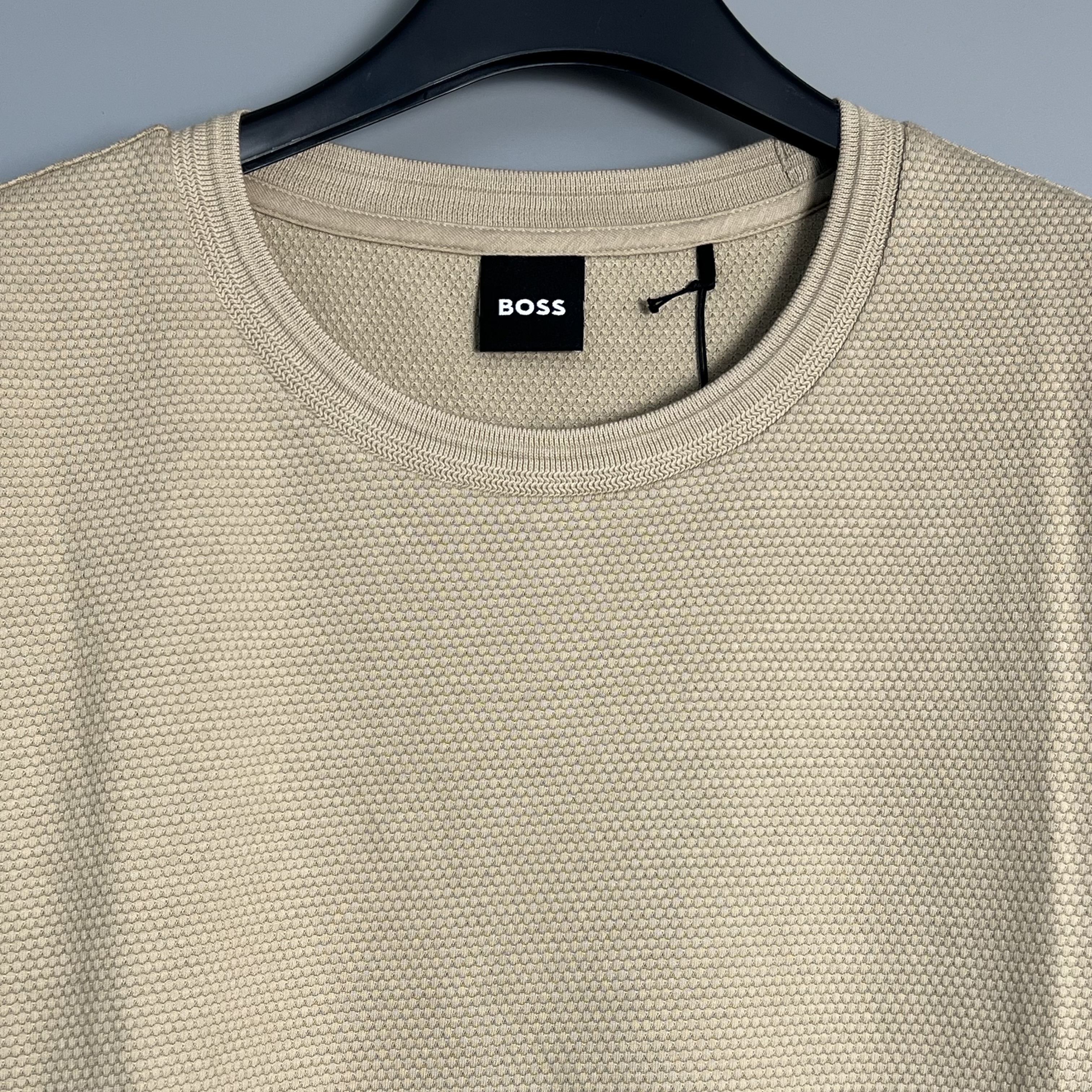 HUGO BOSS 50452680 275