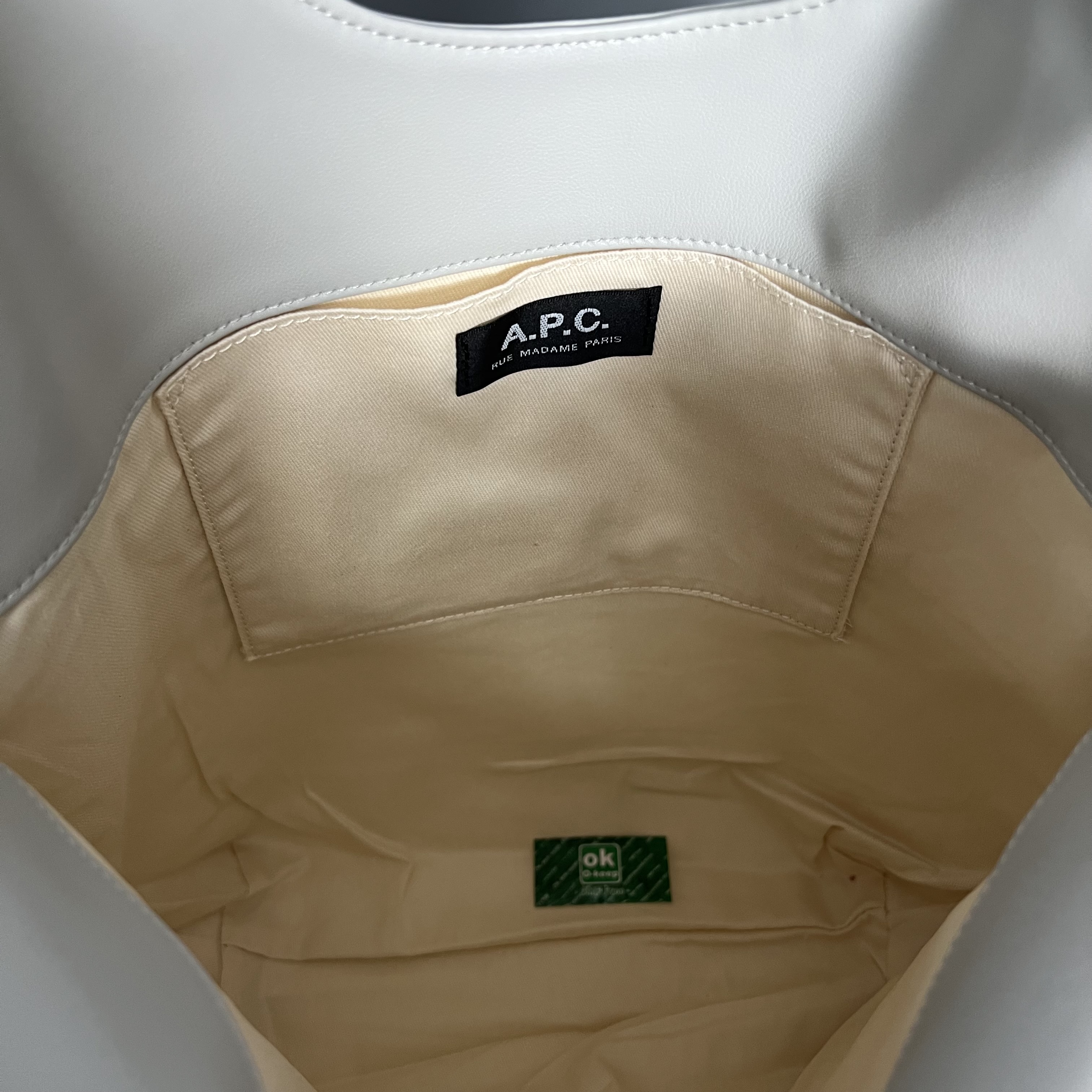 A.P.C. PUAAT M61861 AAE