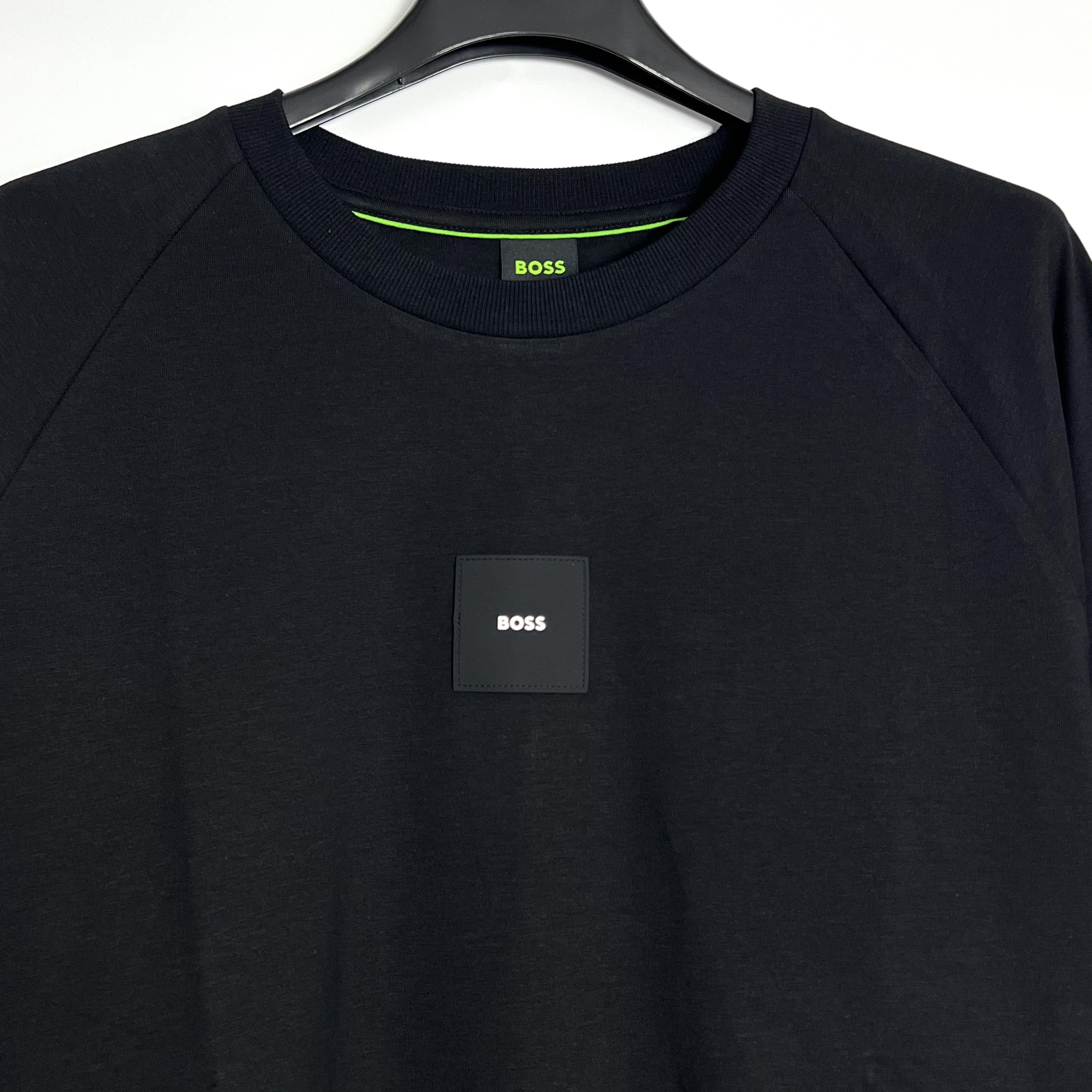 HUGO BOSS 50537846 001