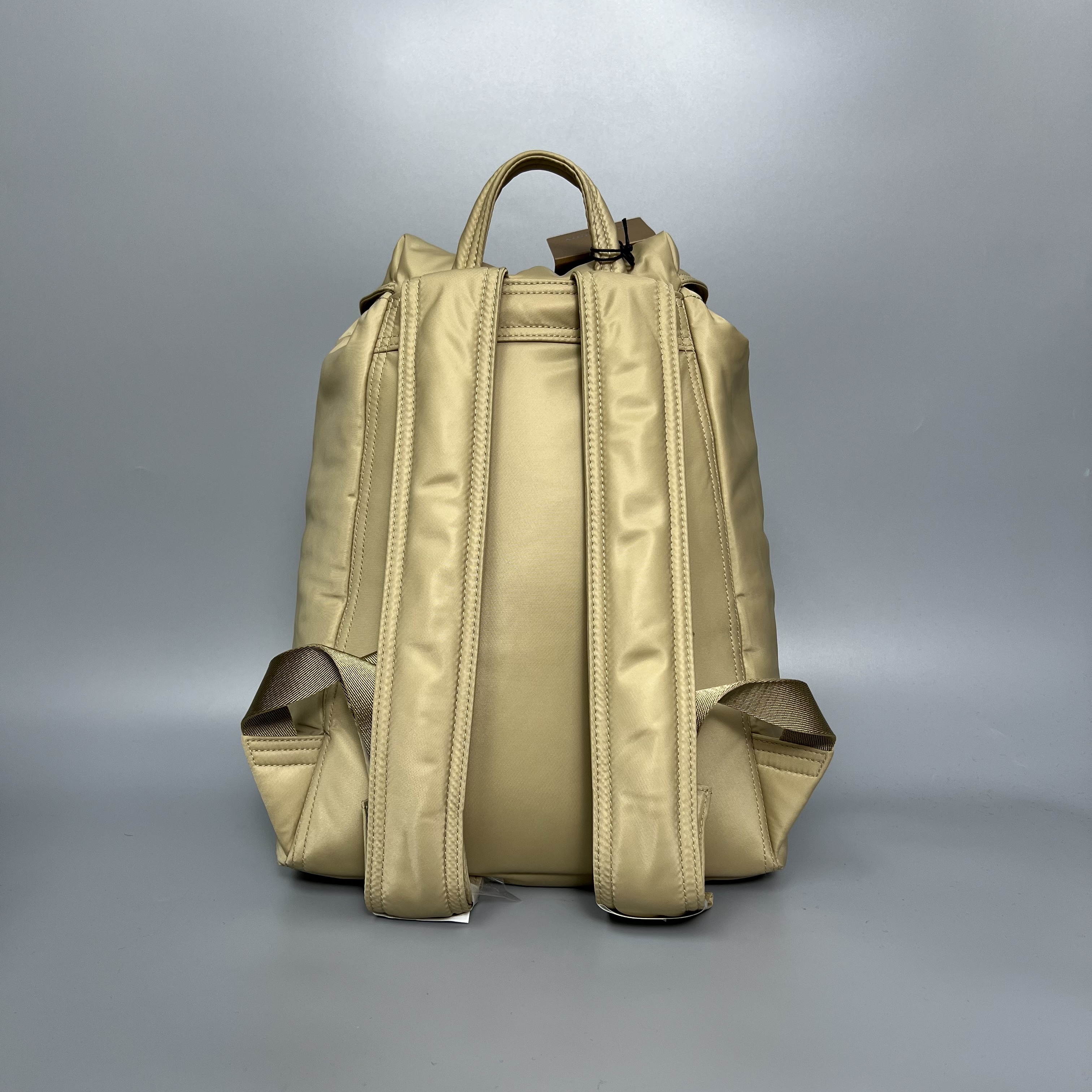 BURBERRY 8104490