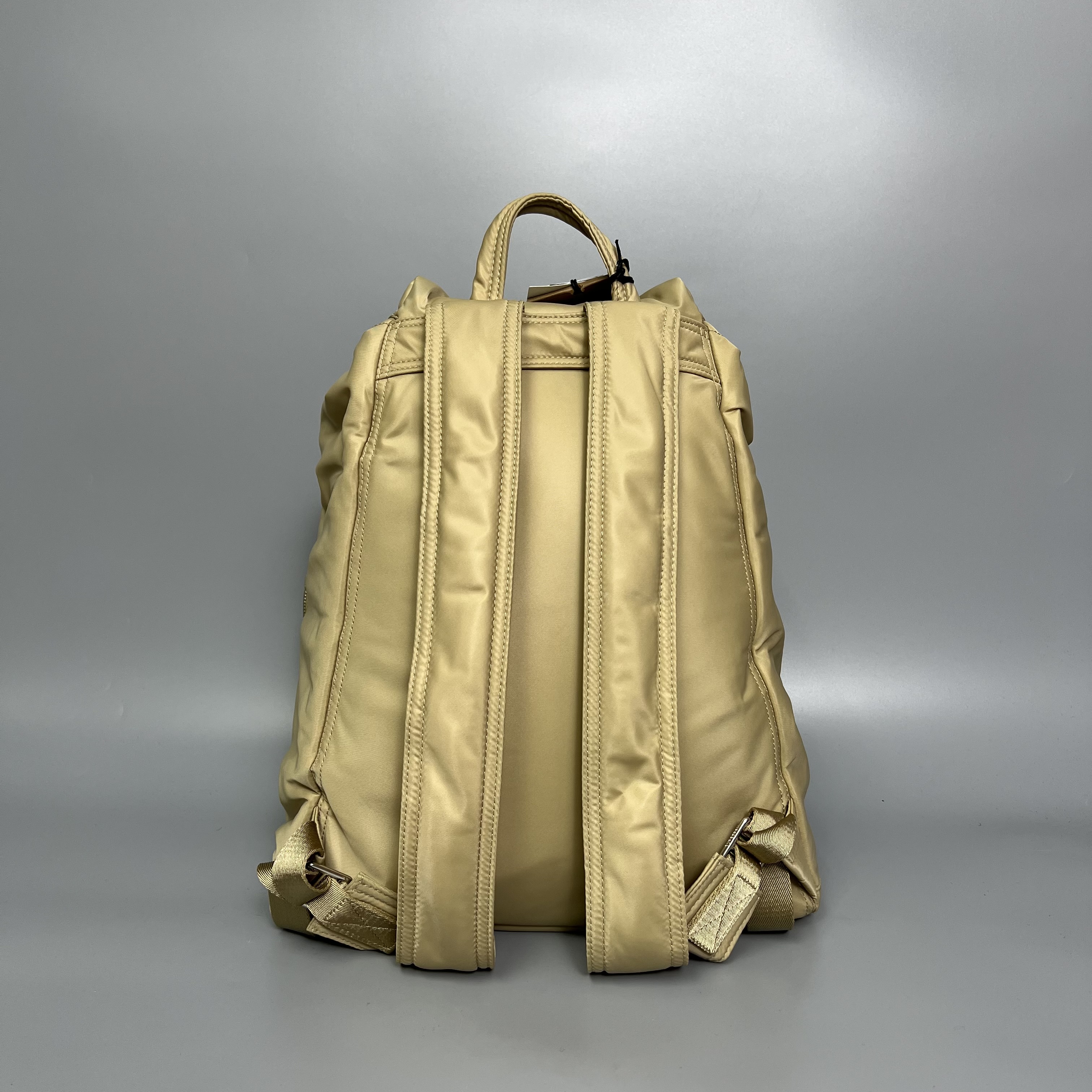 BURBERRY 8104489