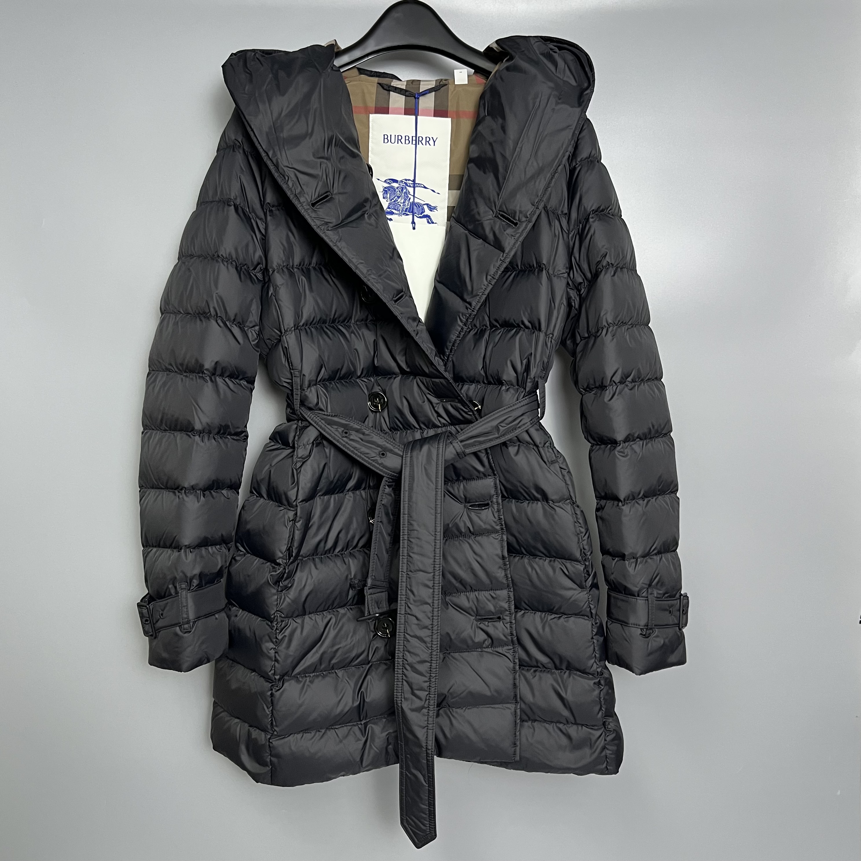 BURBERRY 8105211