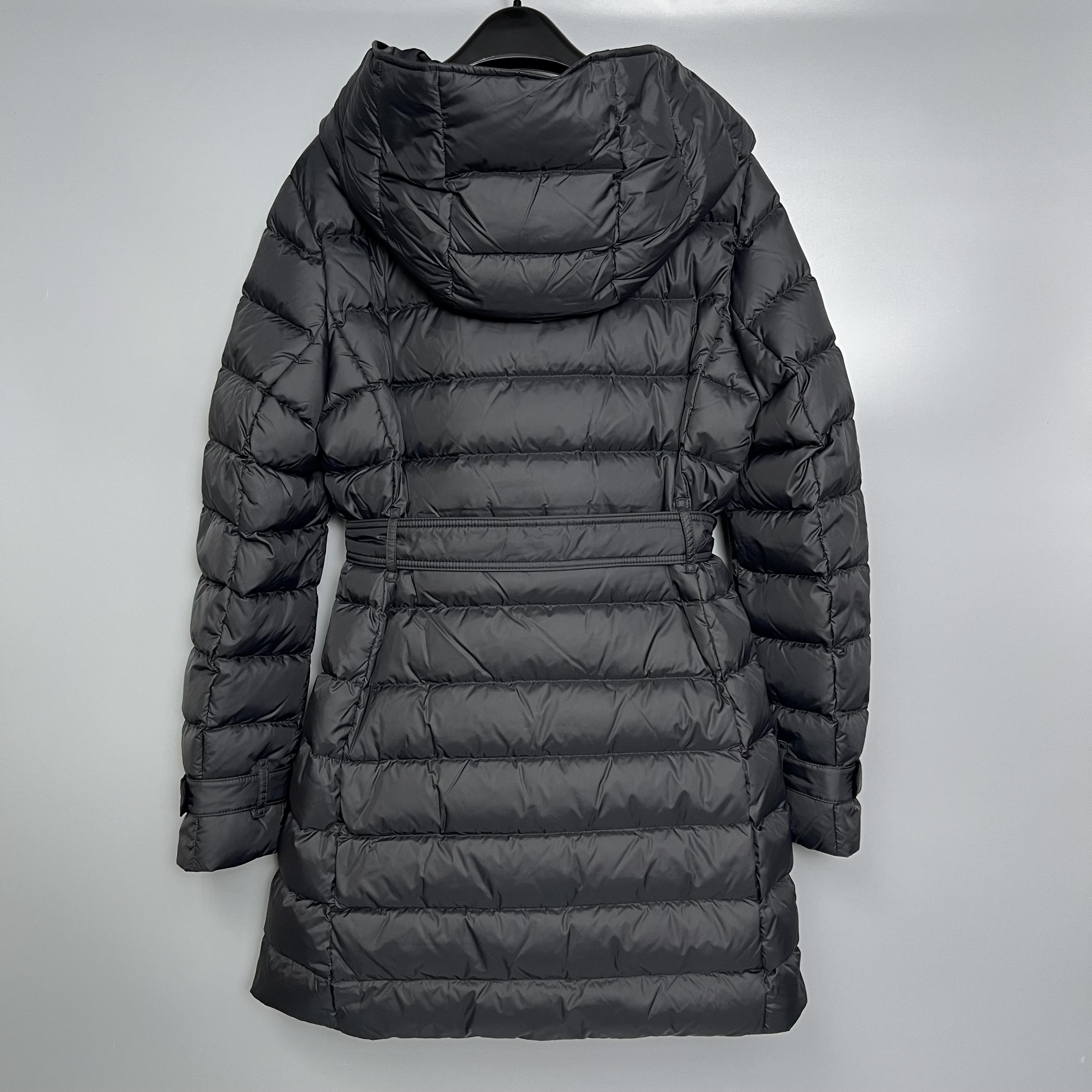 BURBERRY 8105211