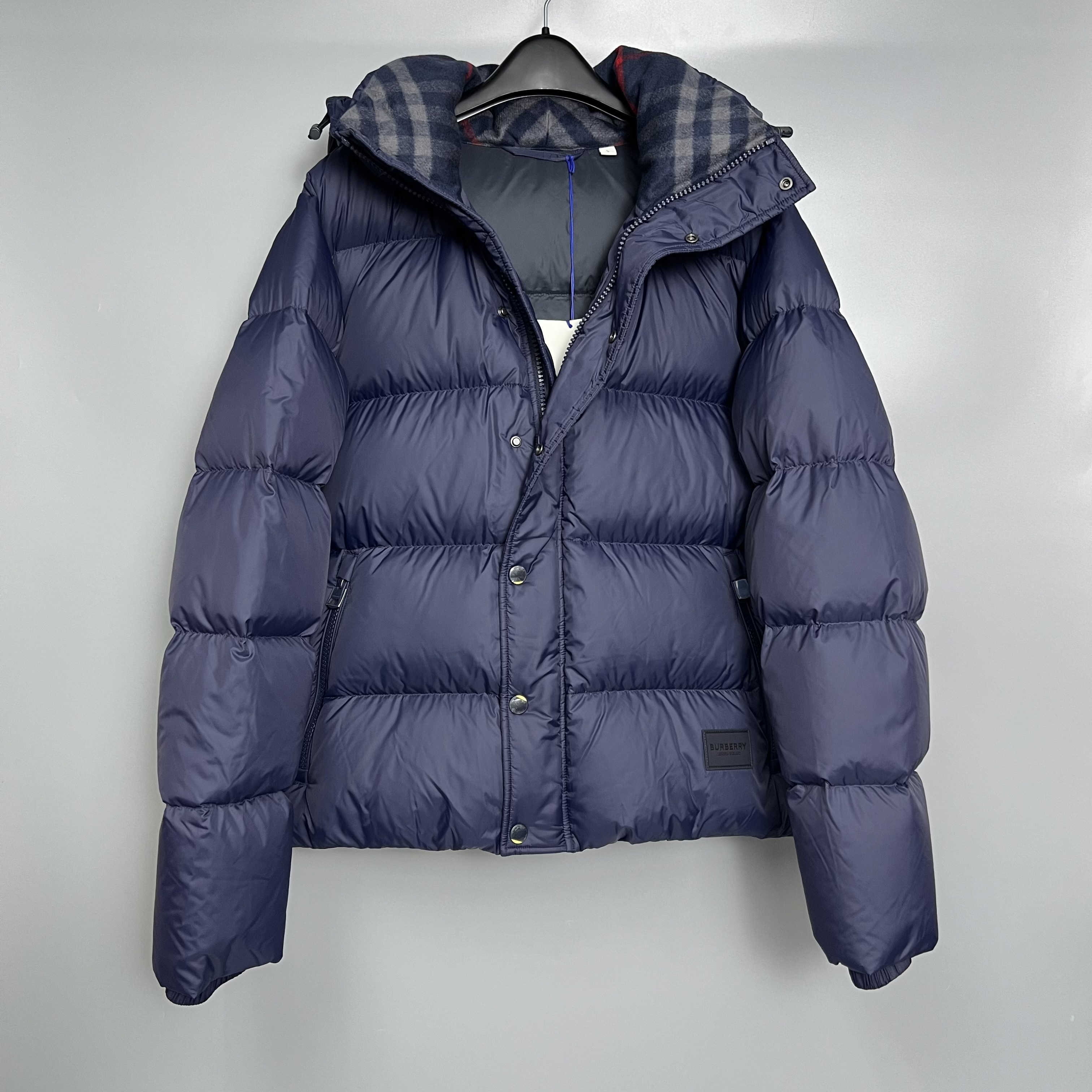 BURBERRY 8105228