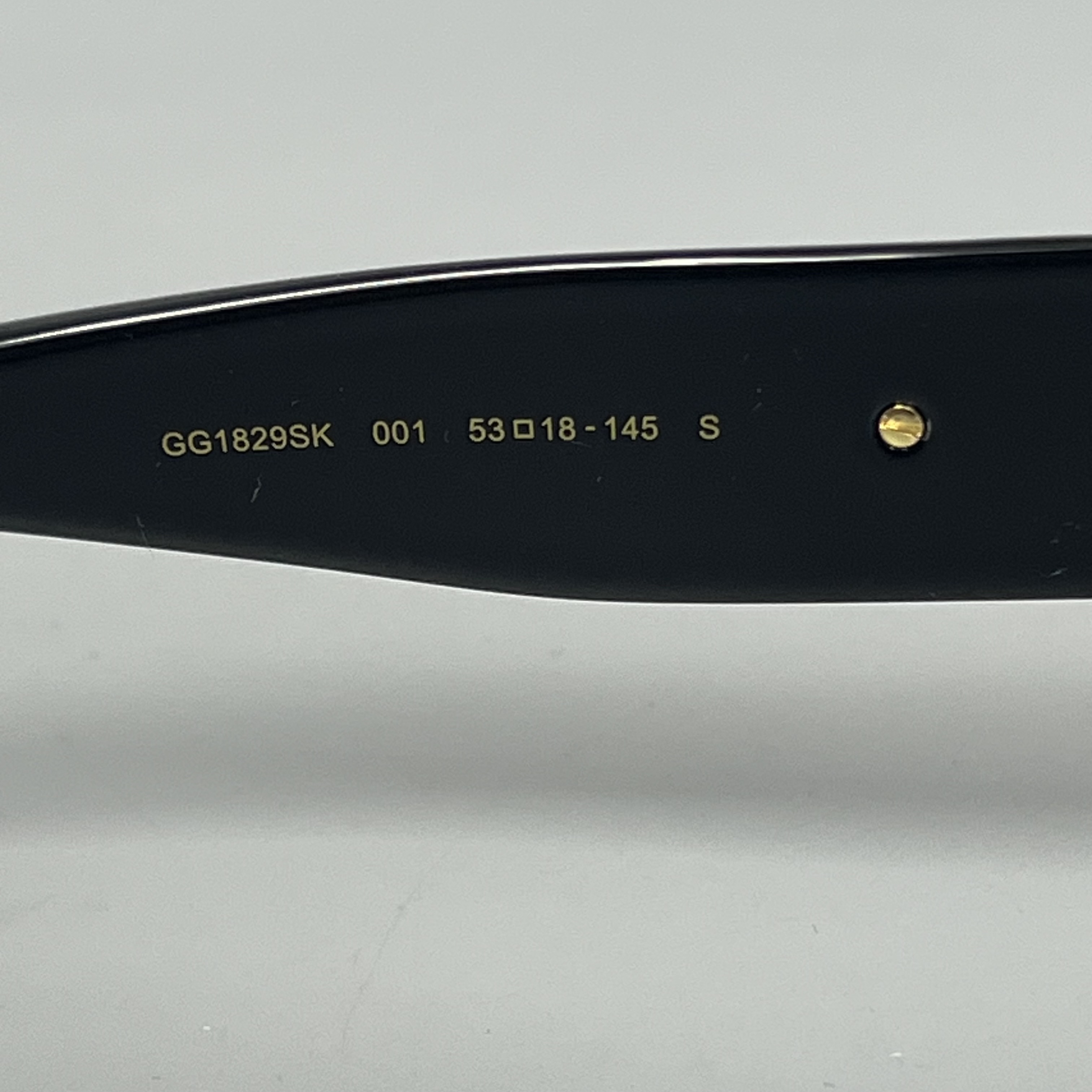 GUCCI GG1829SK 001 53-18