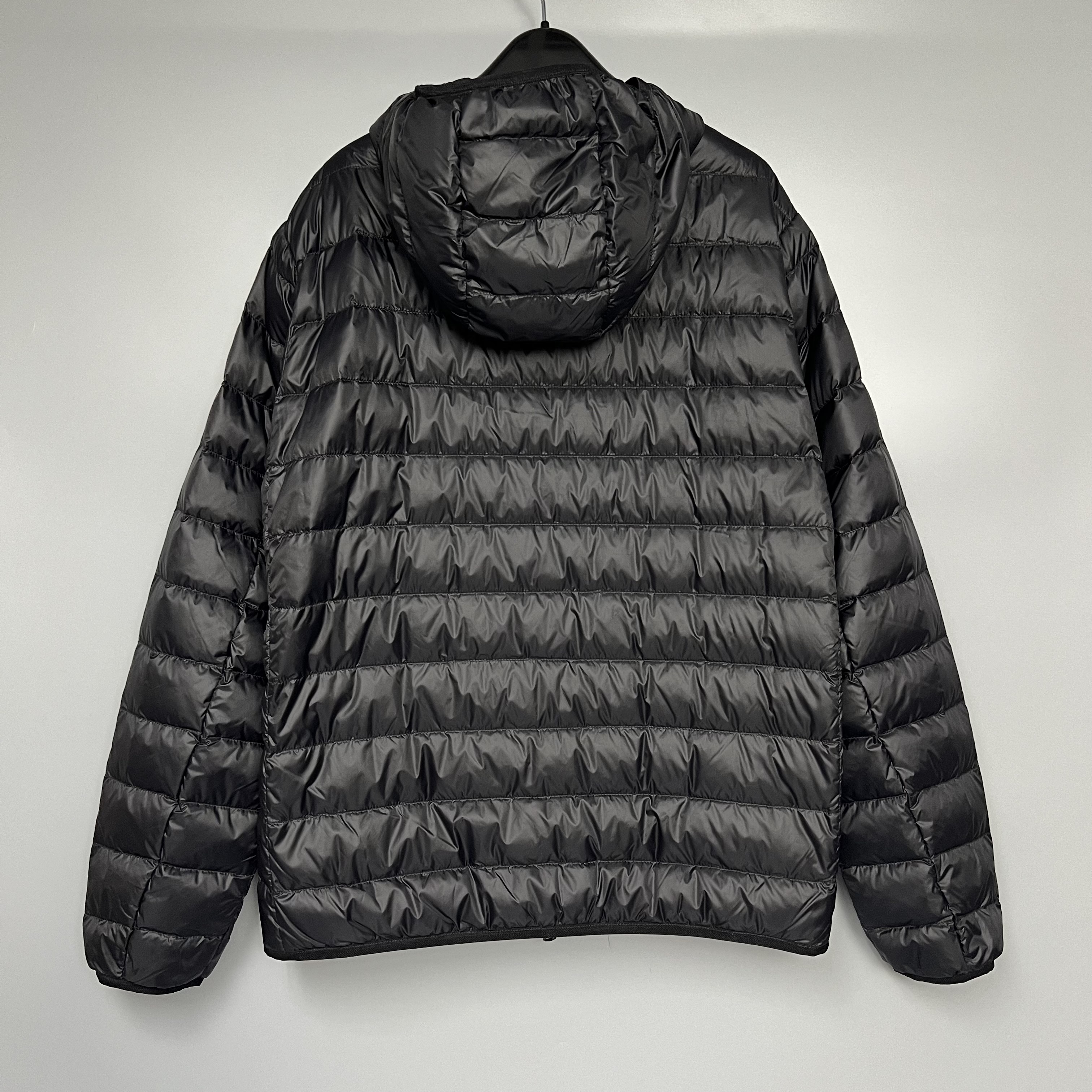 EA7 8NPB24 PNGPZ 0208