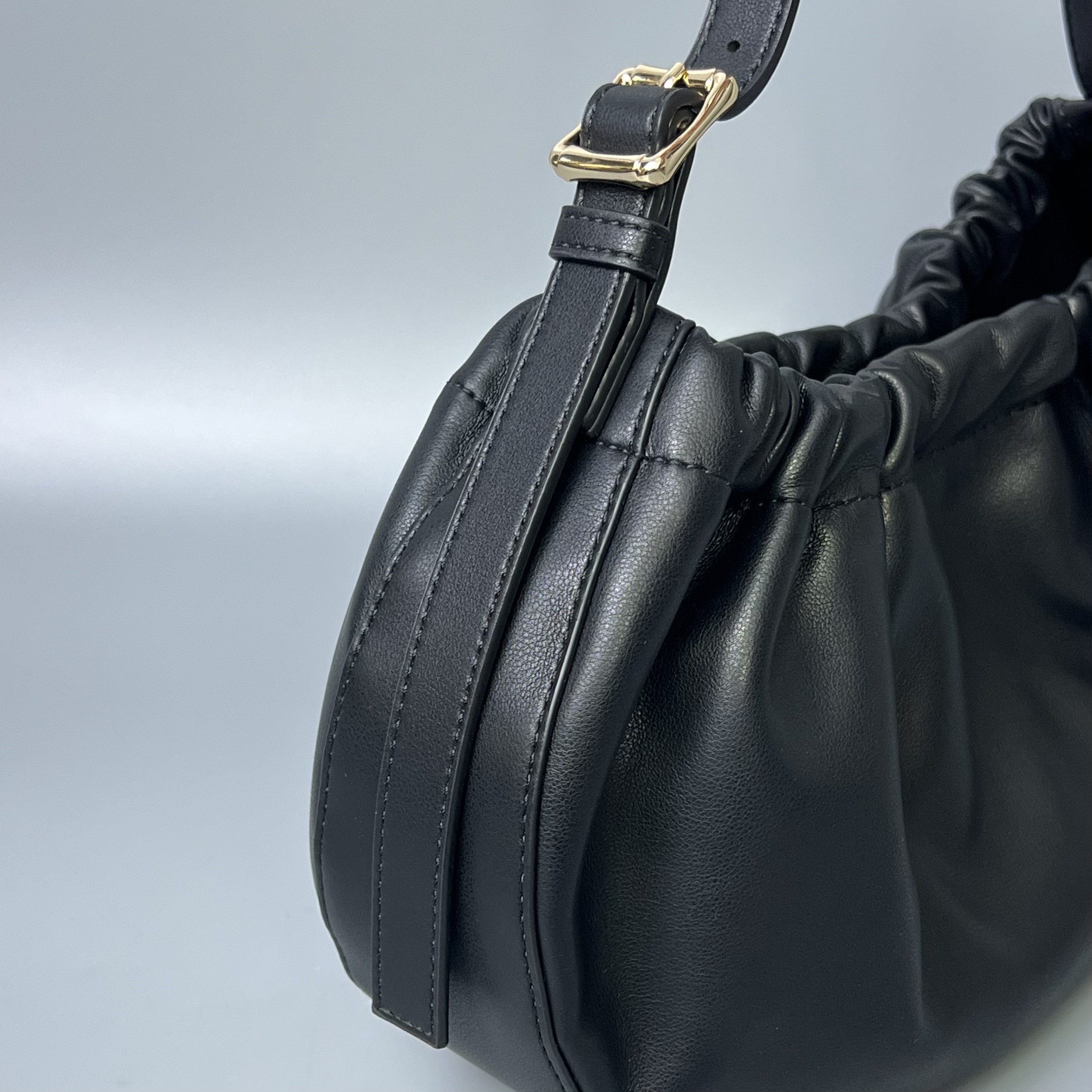 A.P.C. PUAAT F67049 LZZ