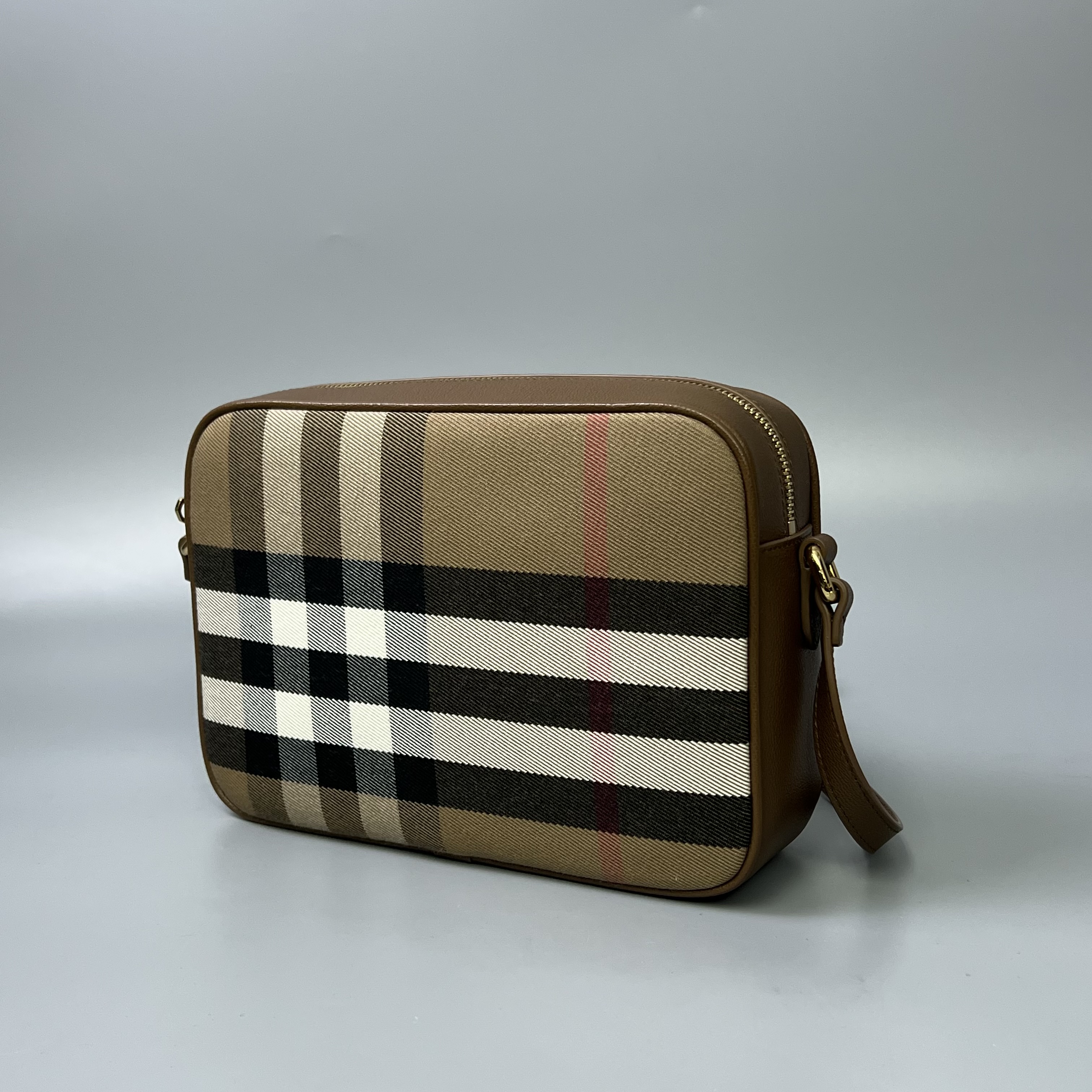 BURBERRY 81140681