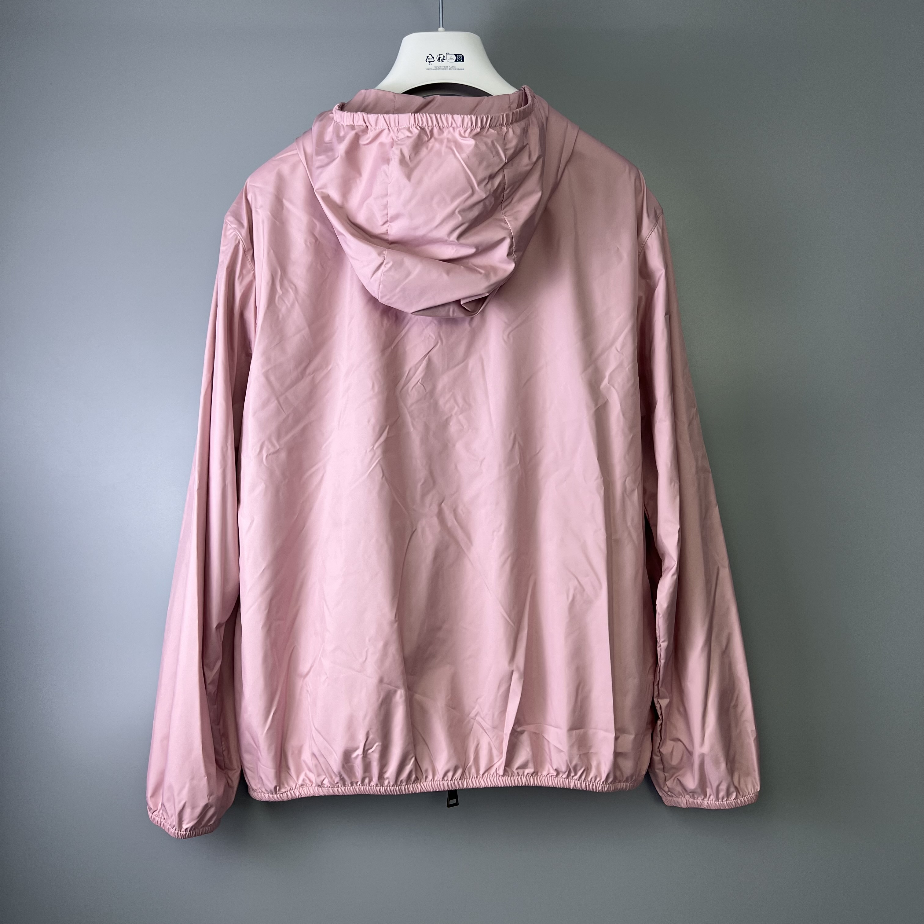 MONCLER L10931A00143 54AQE 523