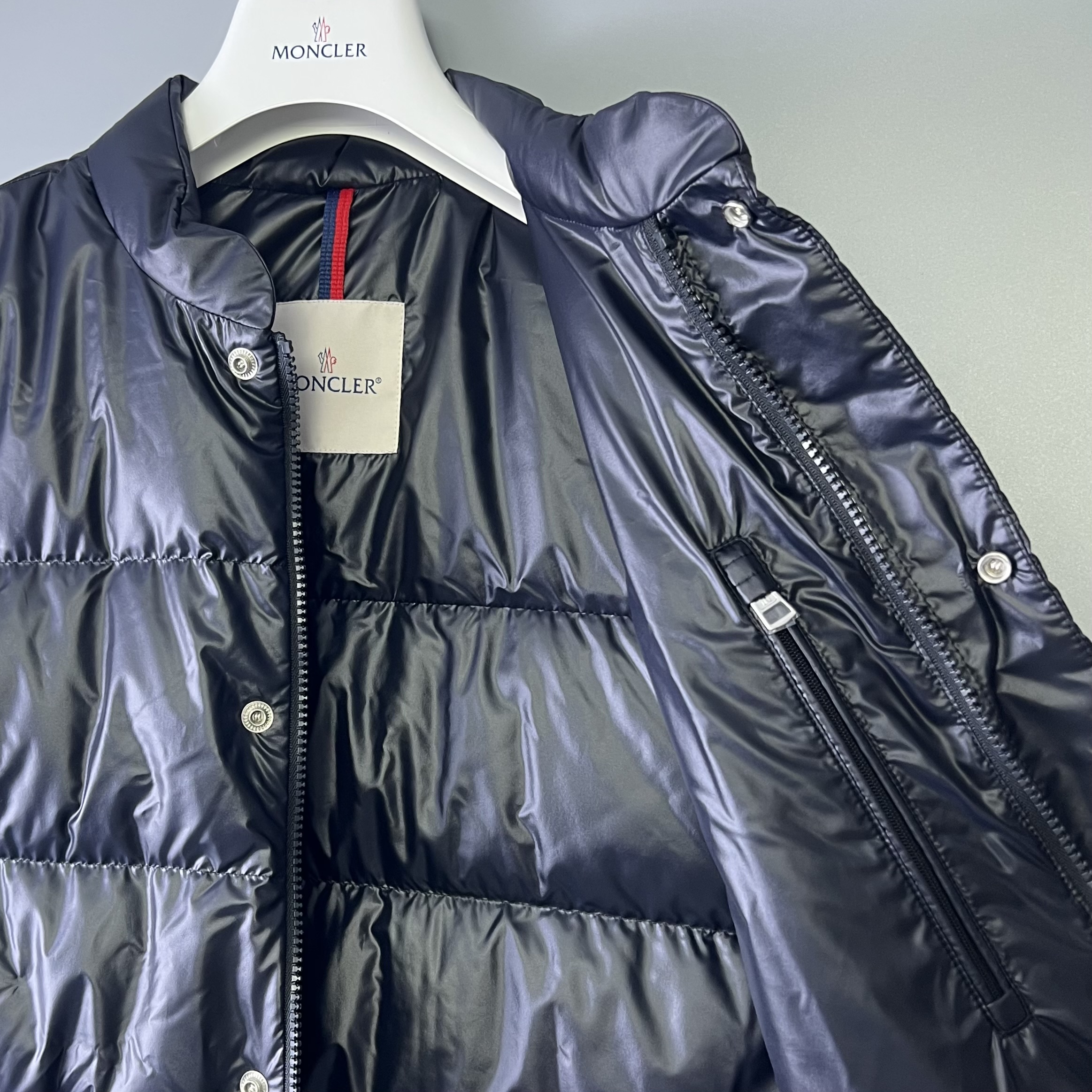 MONCLER L10911A00143 597YX 778
