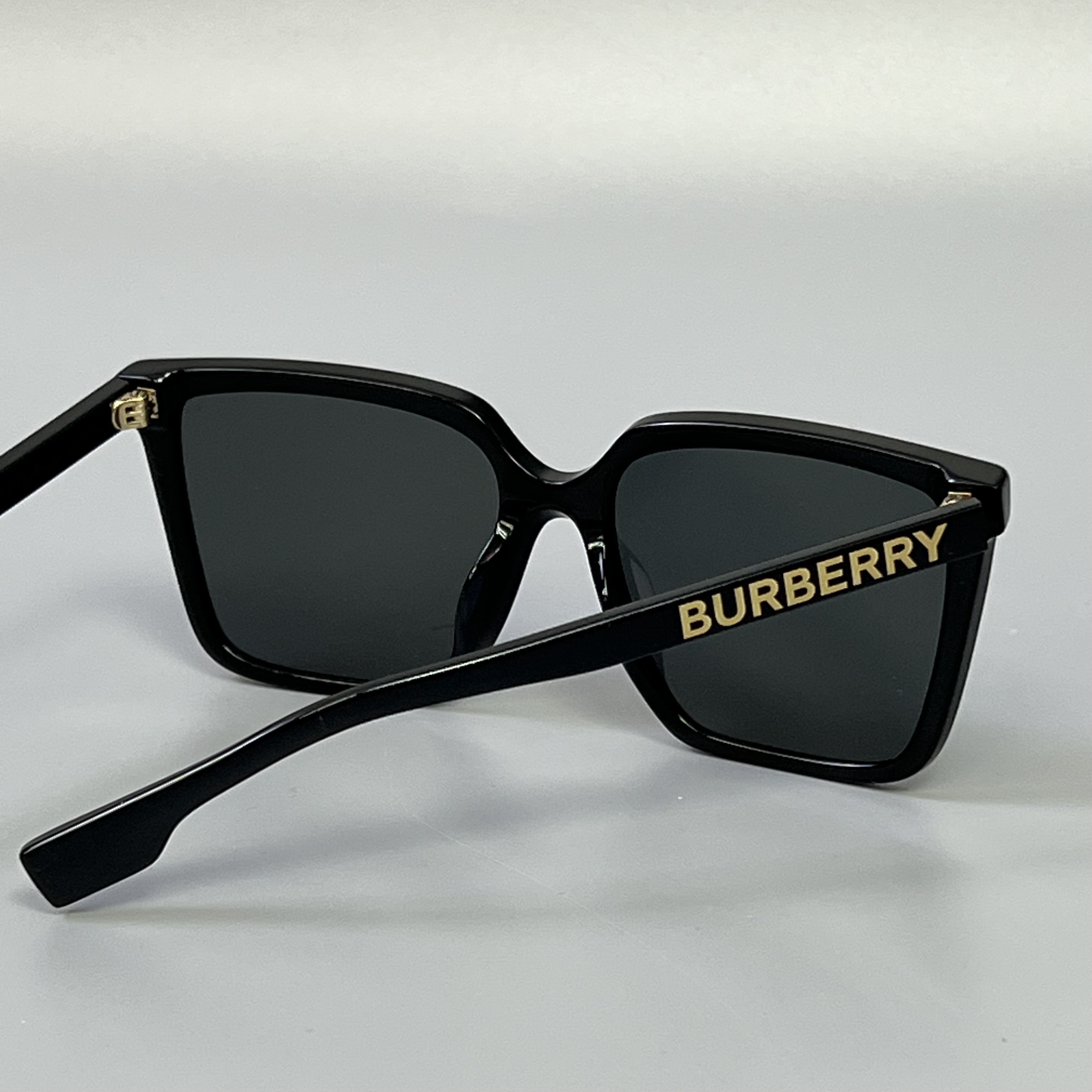 BURBERRY 4411D SOLE Colore 300187 57/17 - 140