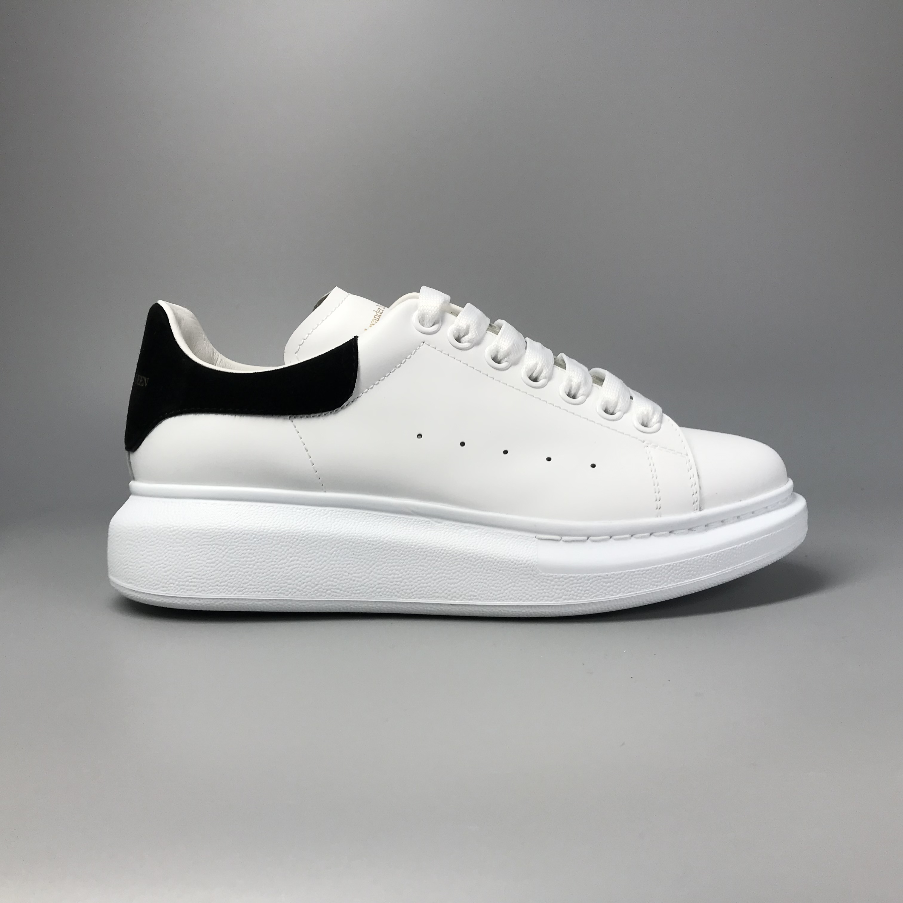 ALEXANDER MCQUEEN 553770 WHGP7 9061