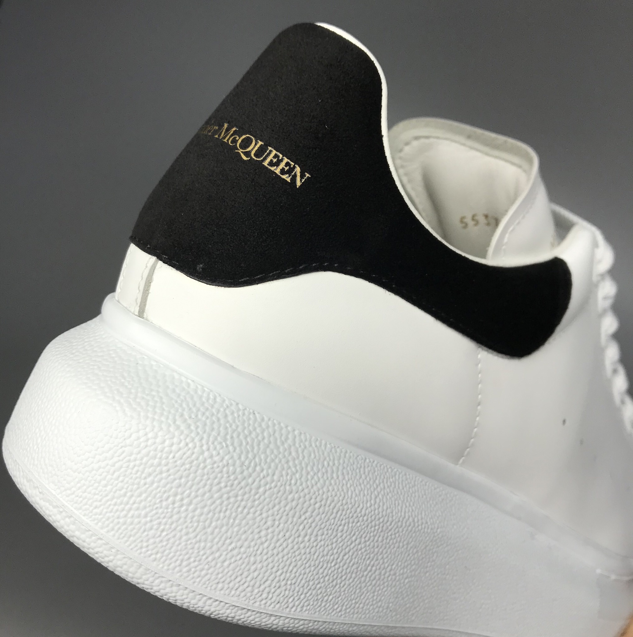 ALEXANDER MCQUEEN 553770 WHGP7 9061