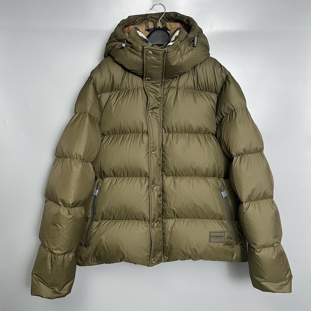 BURBERRY 8105227