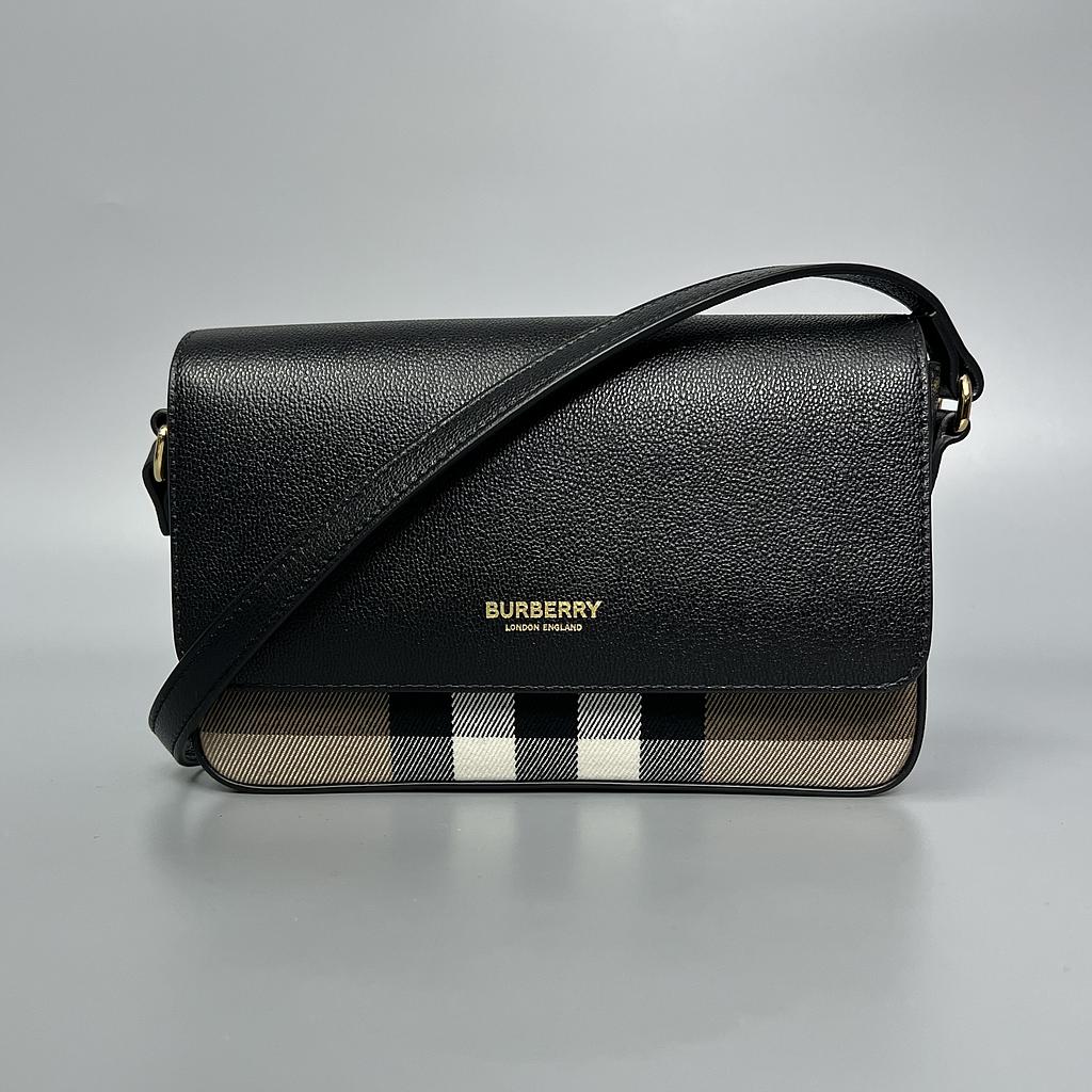 BURBERRY 8107269