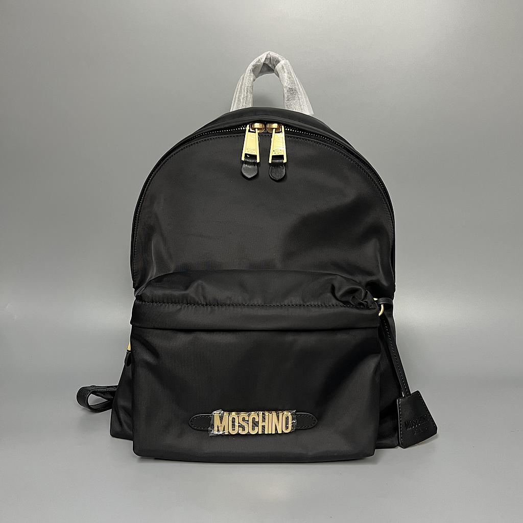 Moschino 7605 8202 1555
