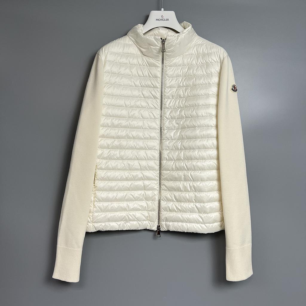 Moncler L1093 9B00032 M1131 030