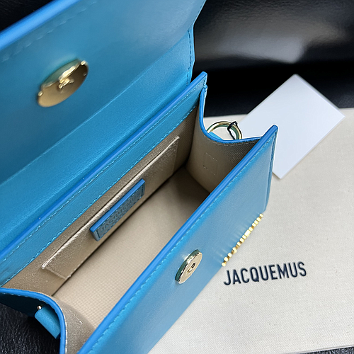 JACQUEMUS 213BA02 213 302340