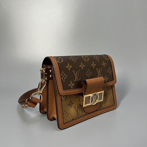 LOUIS VUITTON M44580 #