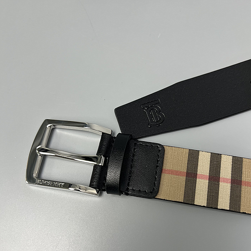 BURBERRY 8052782 # 