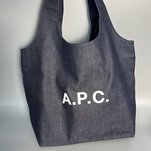 A.P.C. COCSX M61565 IAI