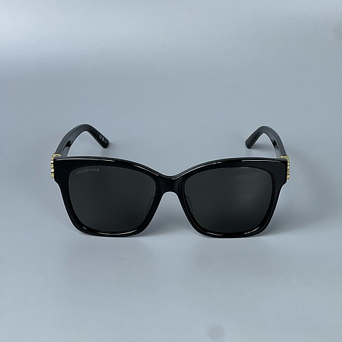 BALENCIAGA BB01025A 001