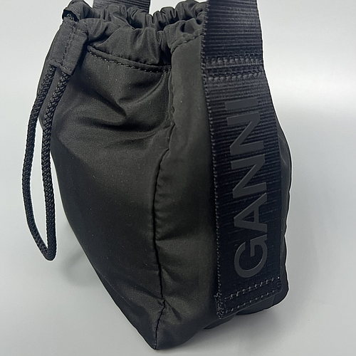 GANNI A5740 099