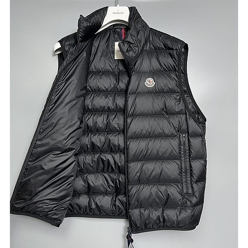 MONCLER 1A00003597YF 999