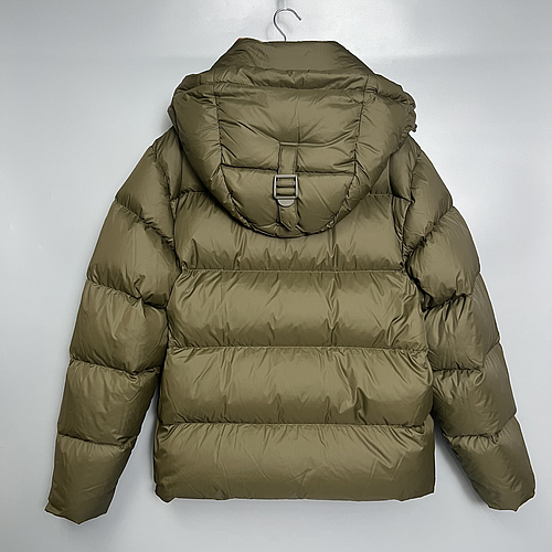 BURBERRY 8105227