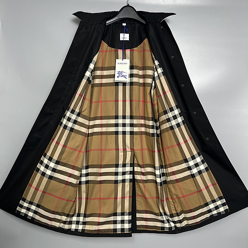 BURBERRY 8084243