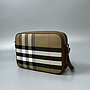 BURBERRY 81140681