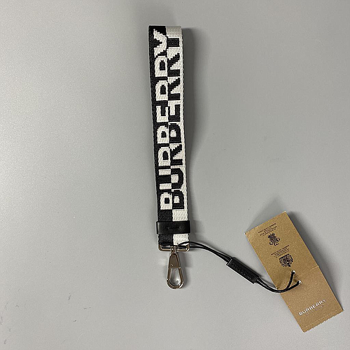 BURBERRY 8025490 BLACK