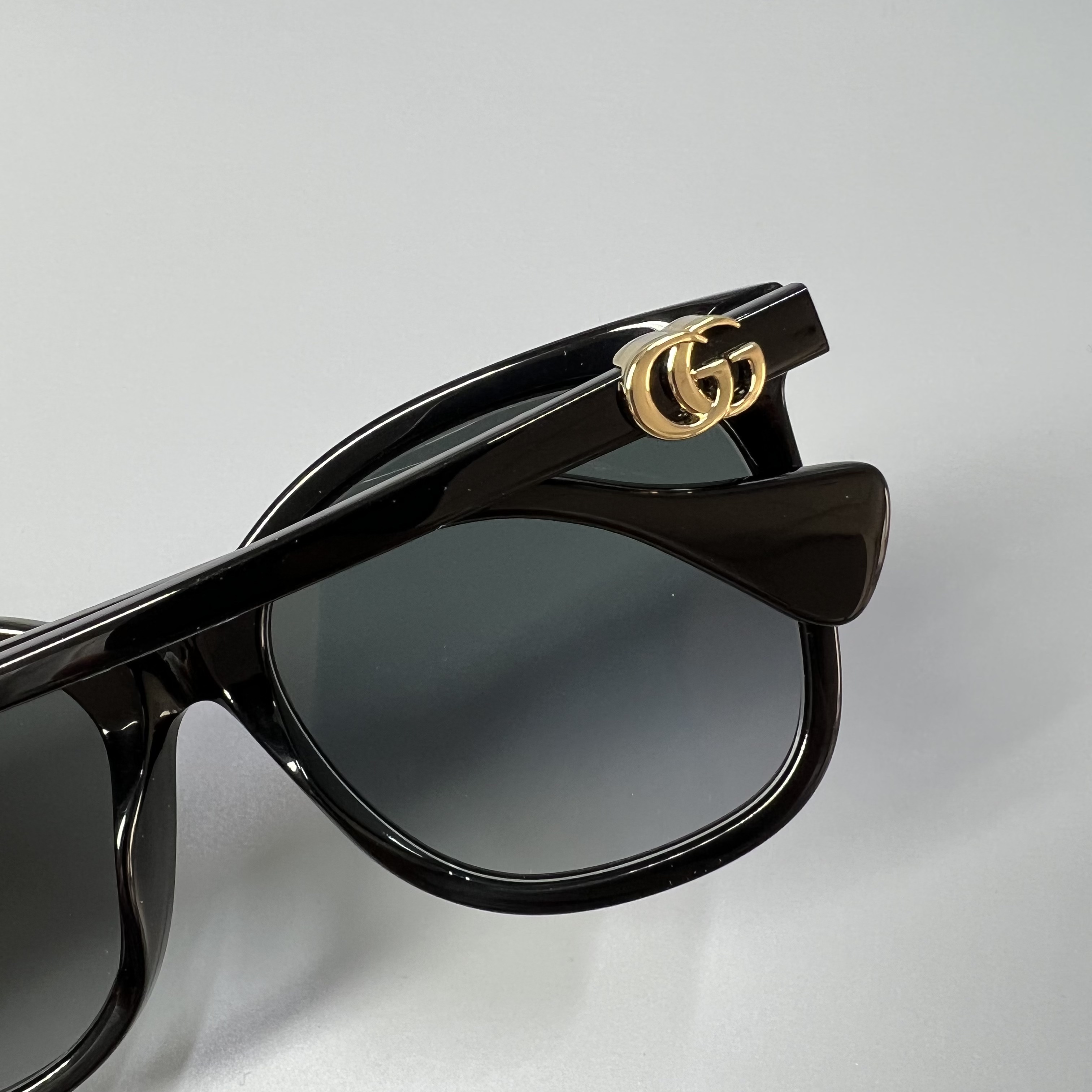 GUCCI GG1071S 001