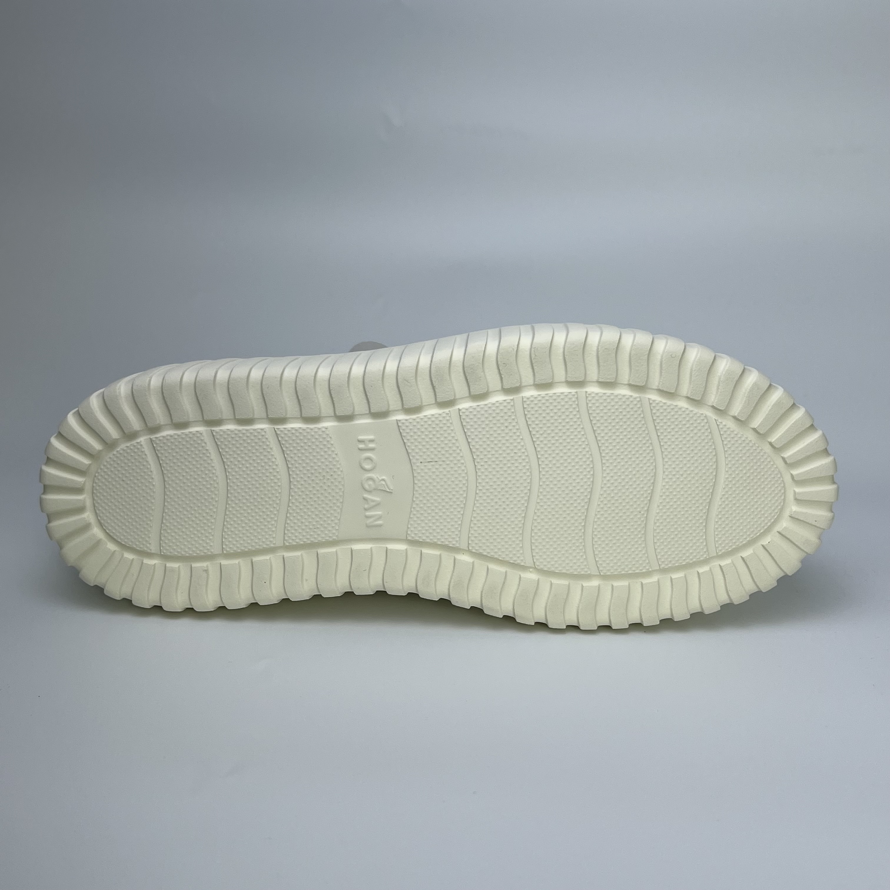 HOGAN HXW6450FC60LE9B013