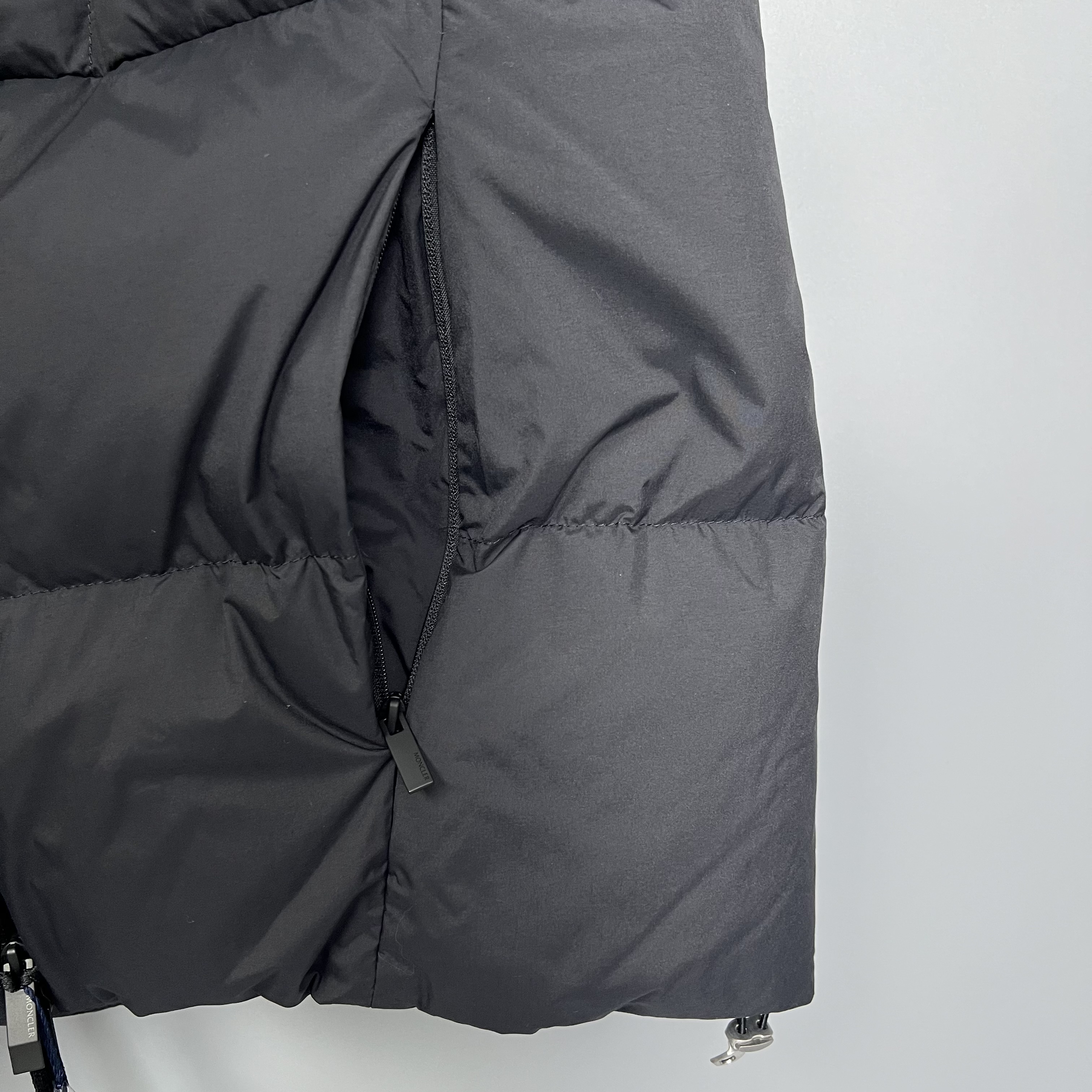 MONCLER K20911A00034596TM 999