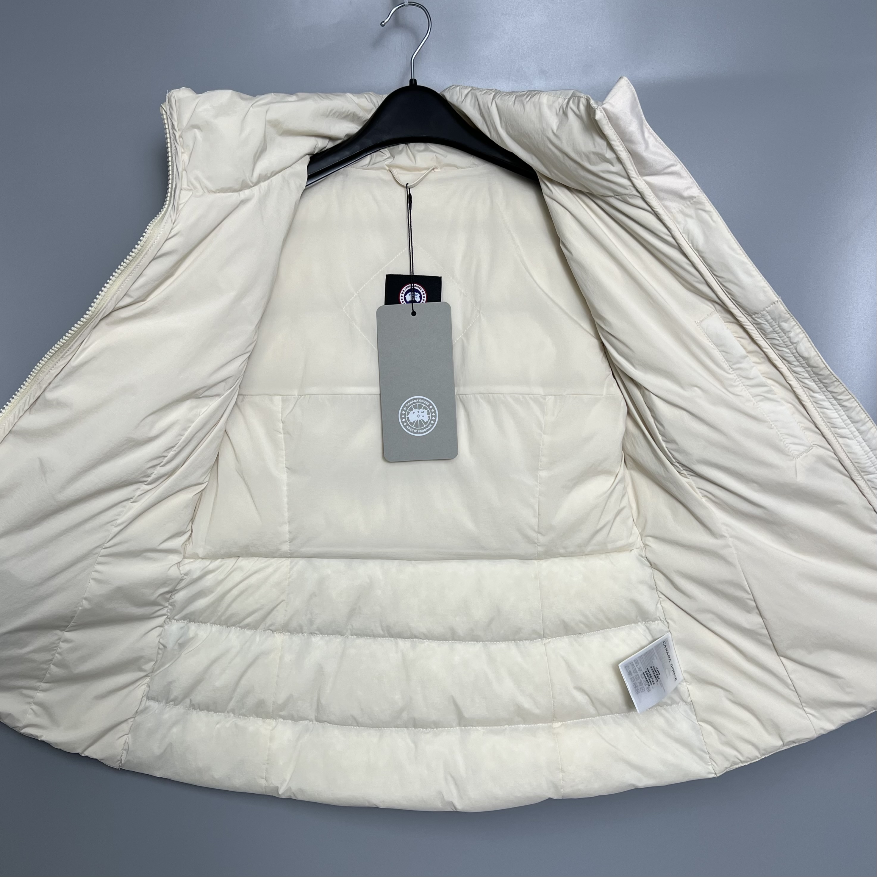 CANADA GOOSE 2333WW 1621