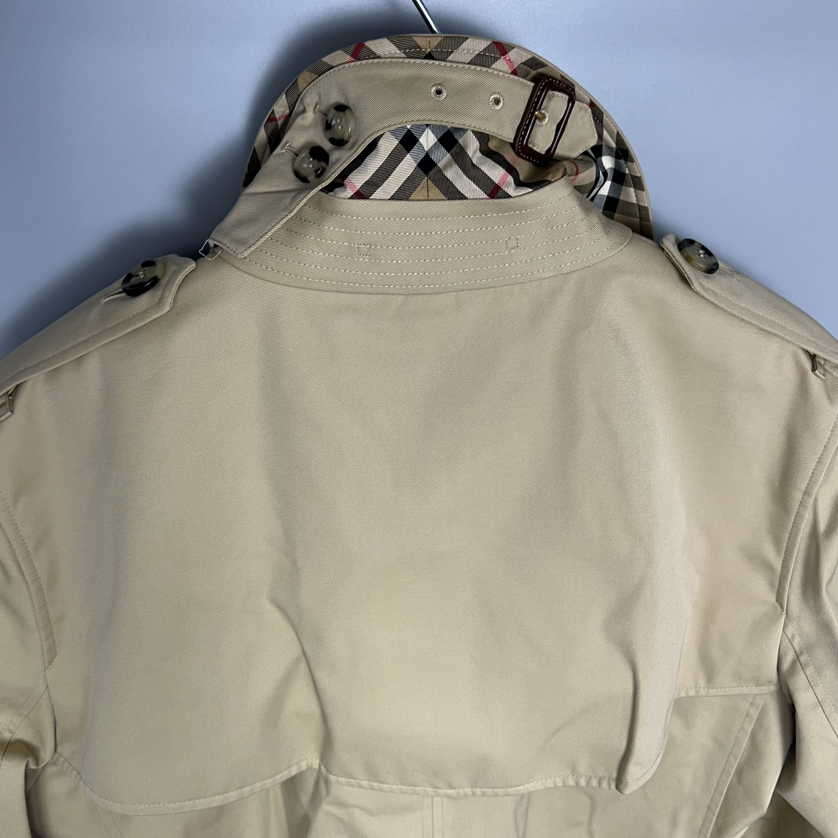 BURBERRY 8079388