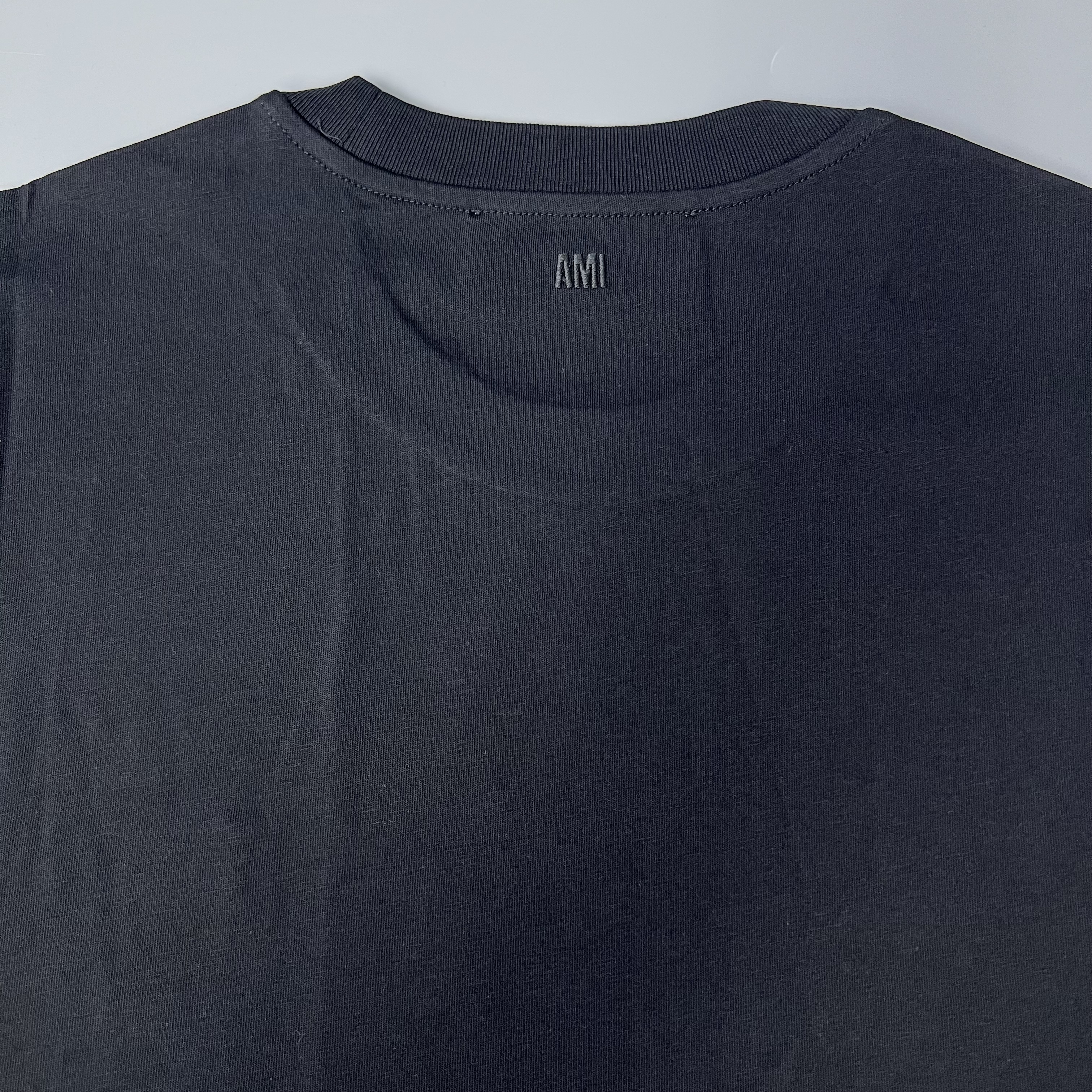 AMI PARIS BFUTS035U724 001