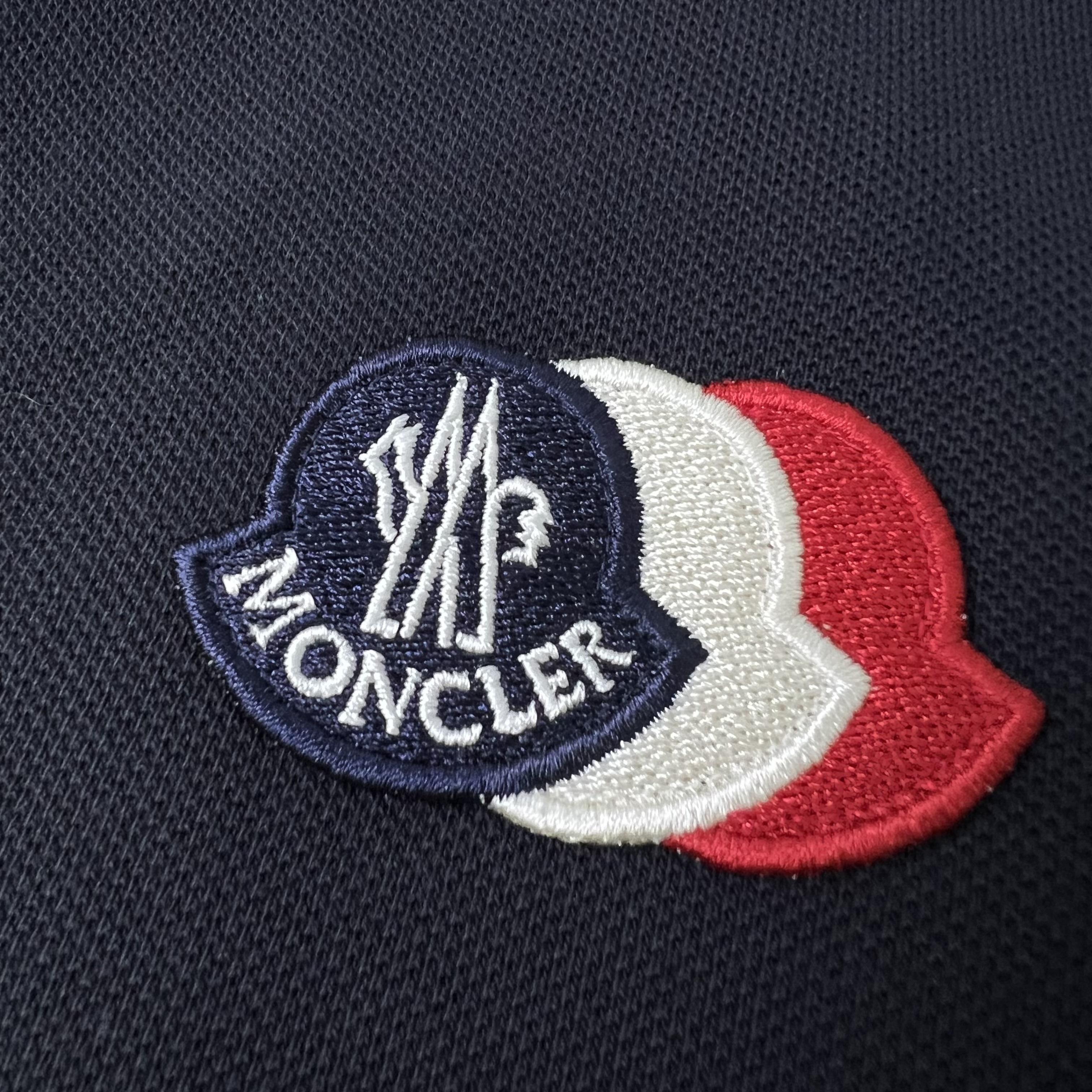 MONCLER L10918A00030 89A16 77X