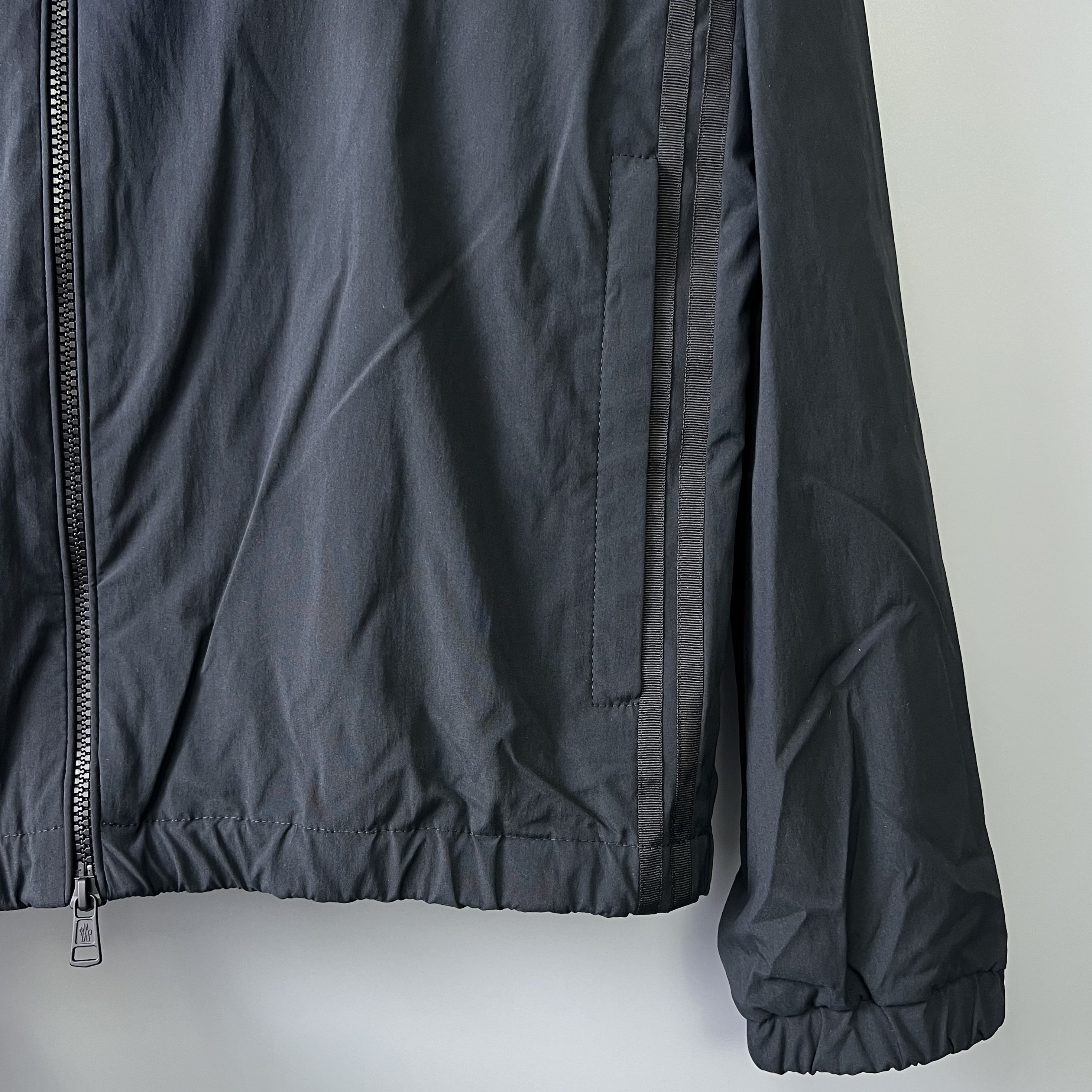 MONCLER L10911A00156 599DW 999