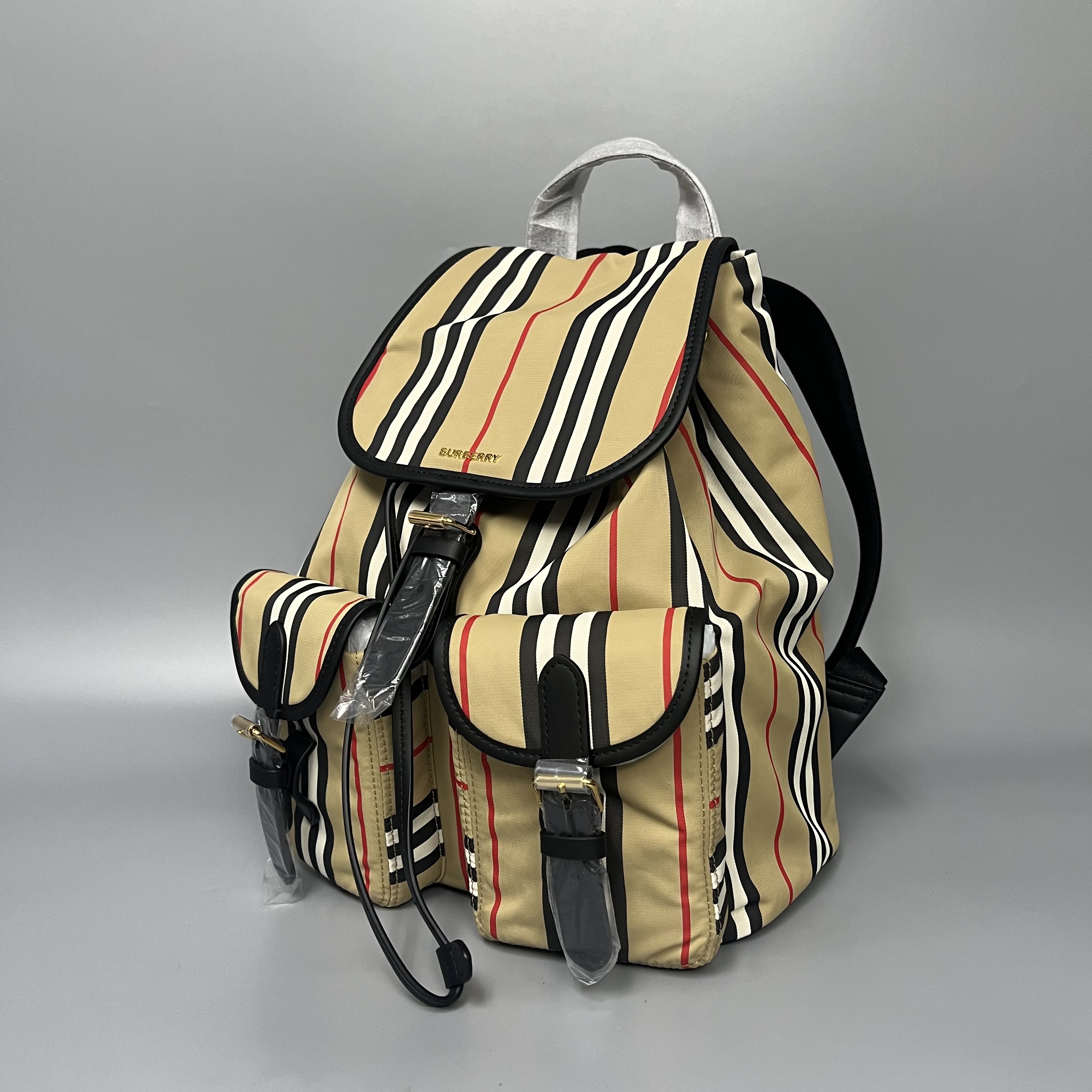 BURBERRY 81343251
