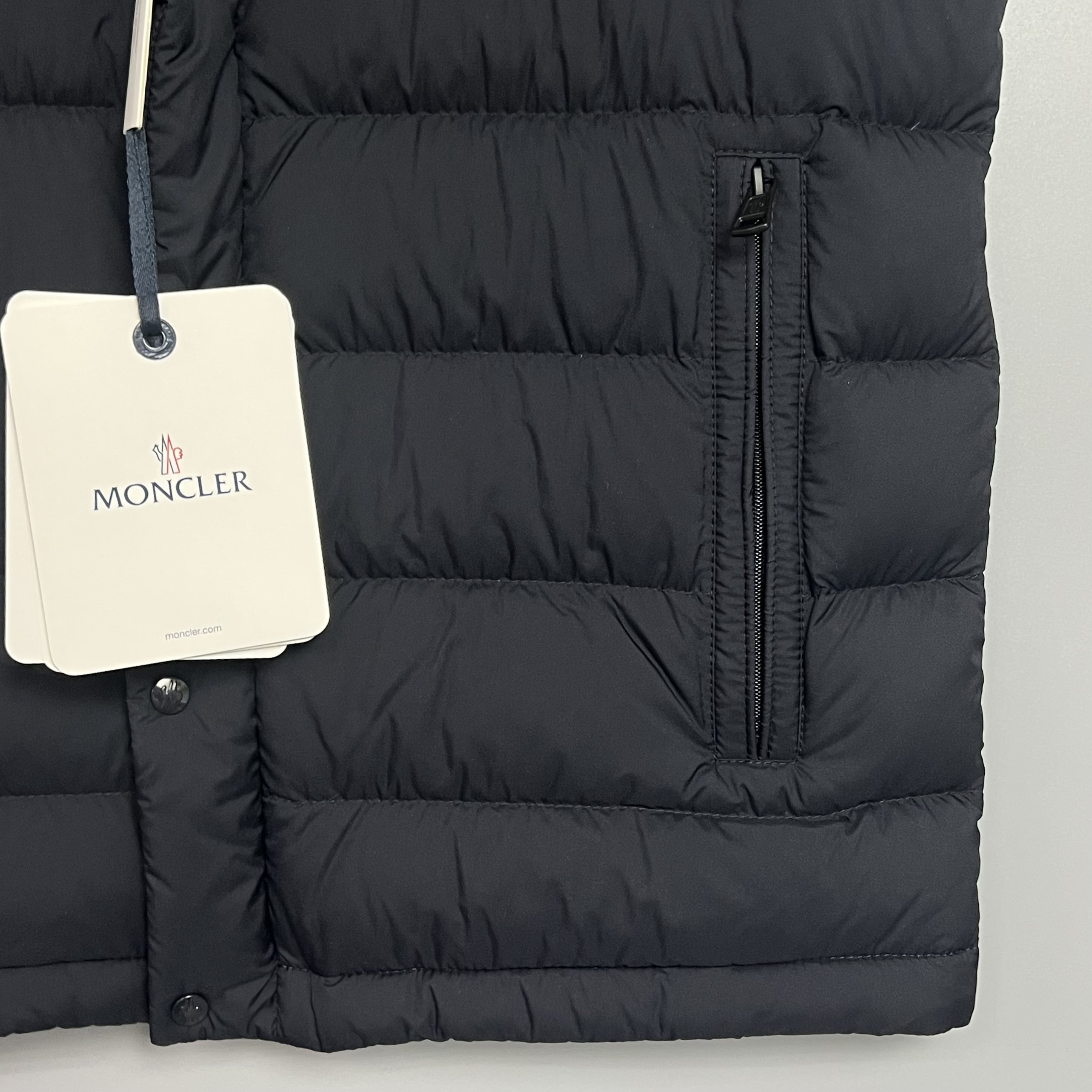 Moncler L1091 1A00078 597YD 776