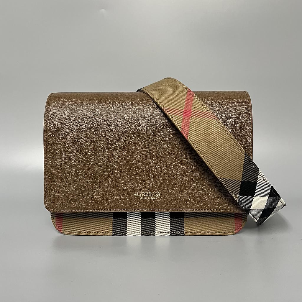 BURBERRY 80844891